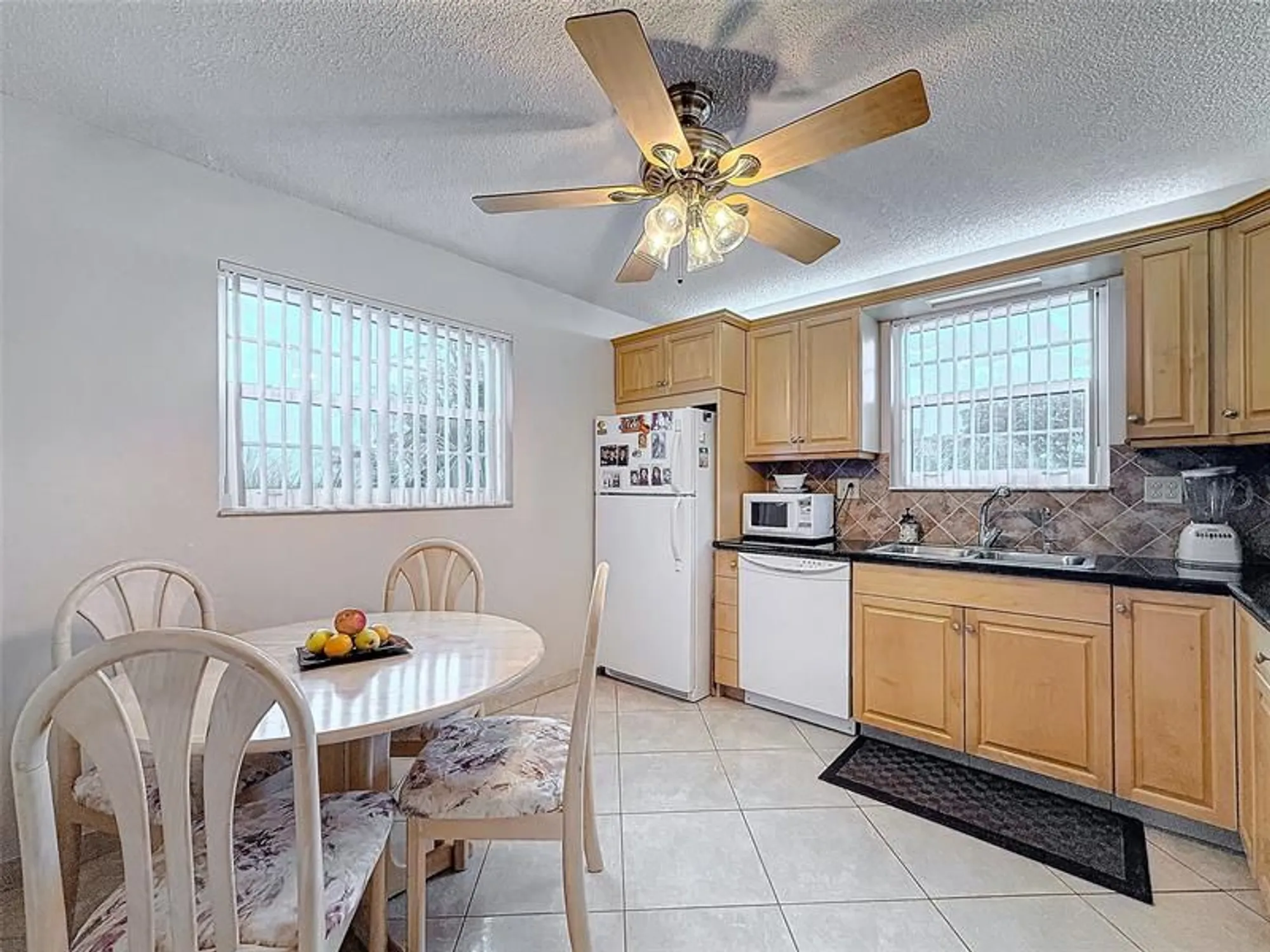 Property Slideshow image 11 of 62 | 4930 e sabal palm blvd 301, Tamarac, FL, 33319
