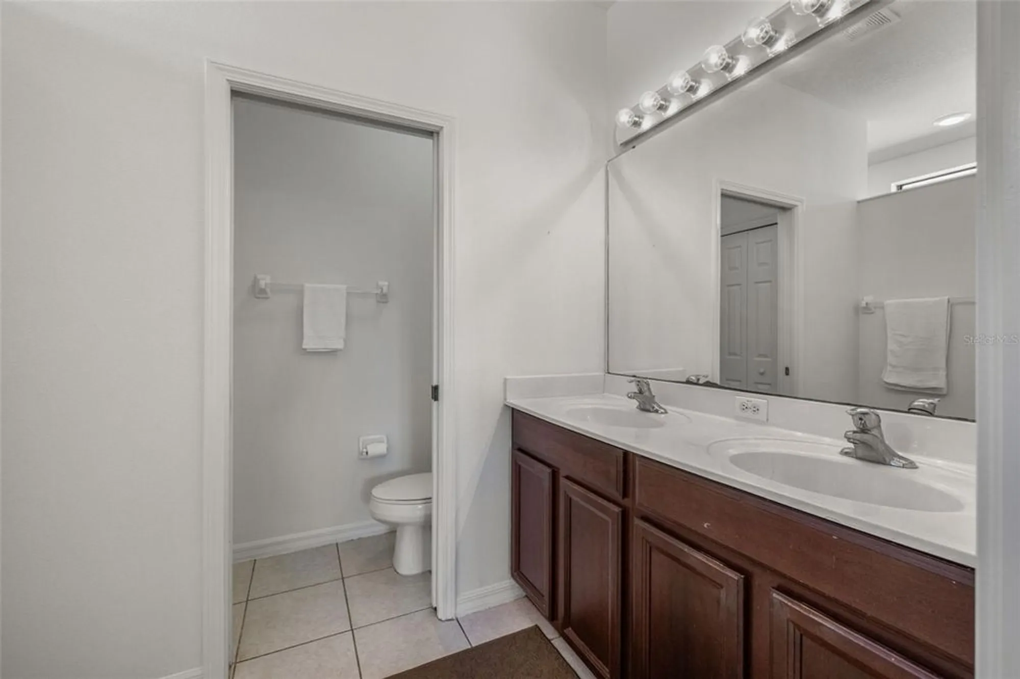 Property Slideshow image 24 of 54 | 5808 hidden falls ln, Apollo Beach, FL, 33572