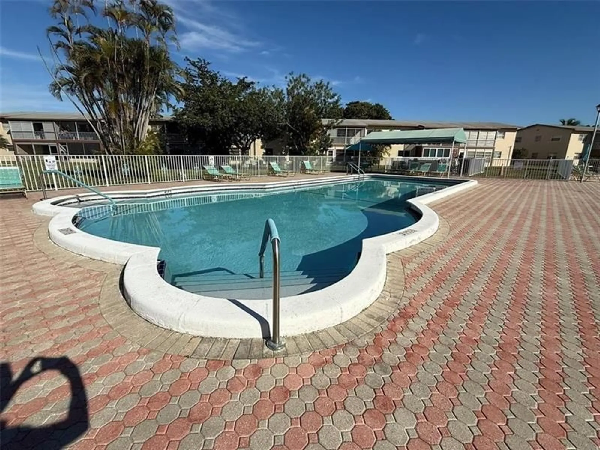 Property Slideshow image 27 of 32 | 7600 nw 5th pl apt 102, Margate, FL, 33063