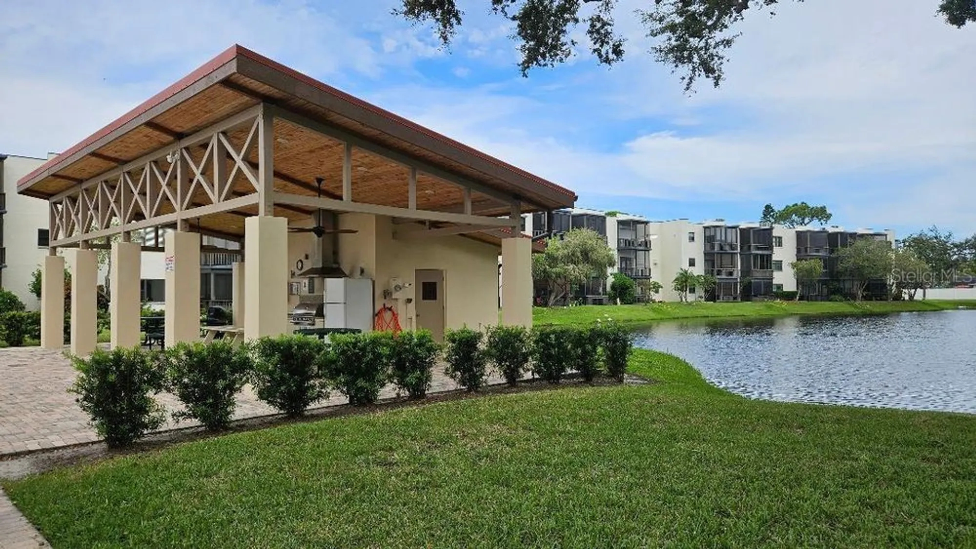 Property Slideshow image 28 of 33 | 5975 terrace park dr n unit 105, Saint Petersburg, FL, 33709