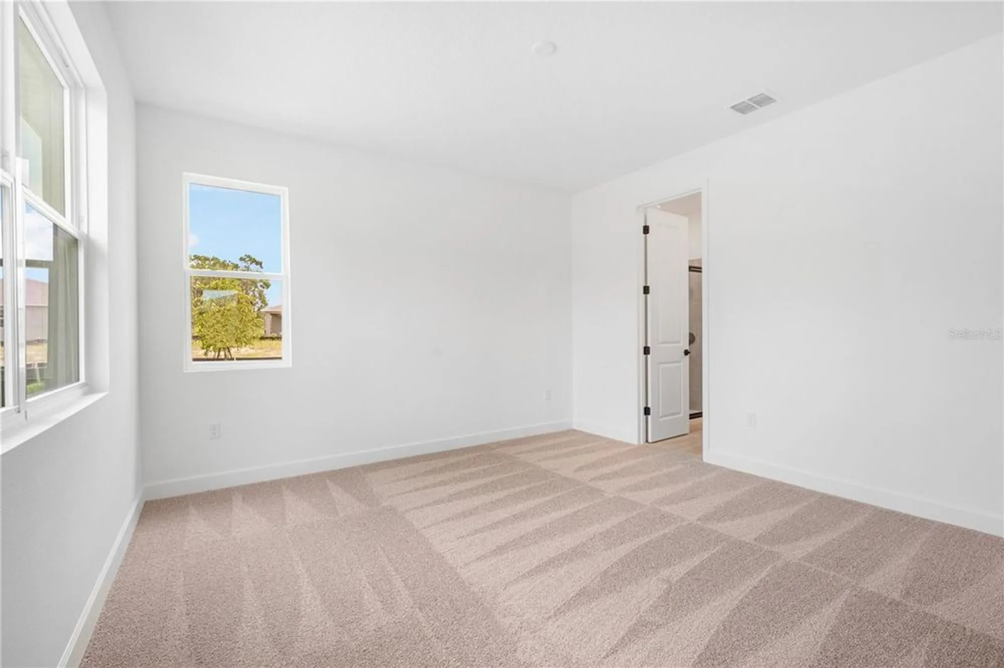 Property Slideshow image 21 of 43 | 9021 players dr, Weeki Wachee, FL, 34613