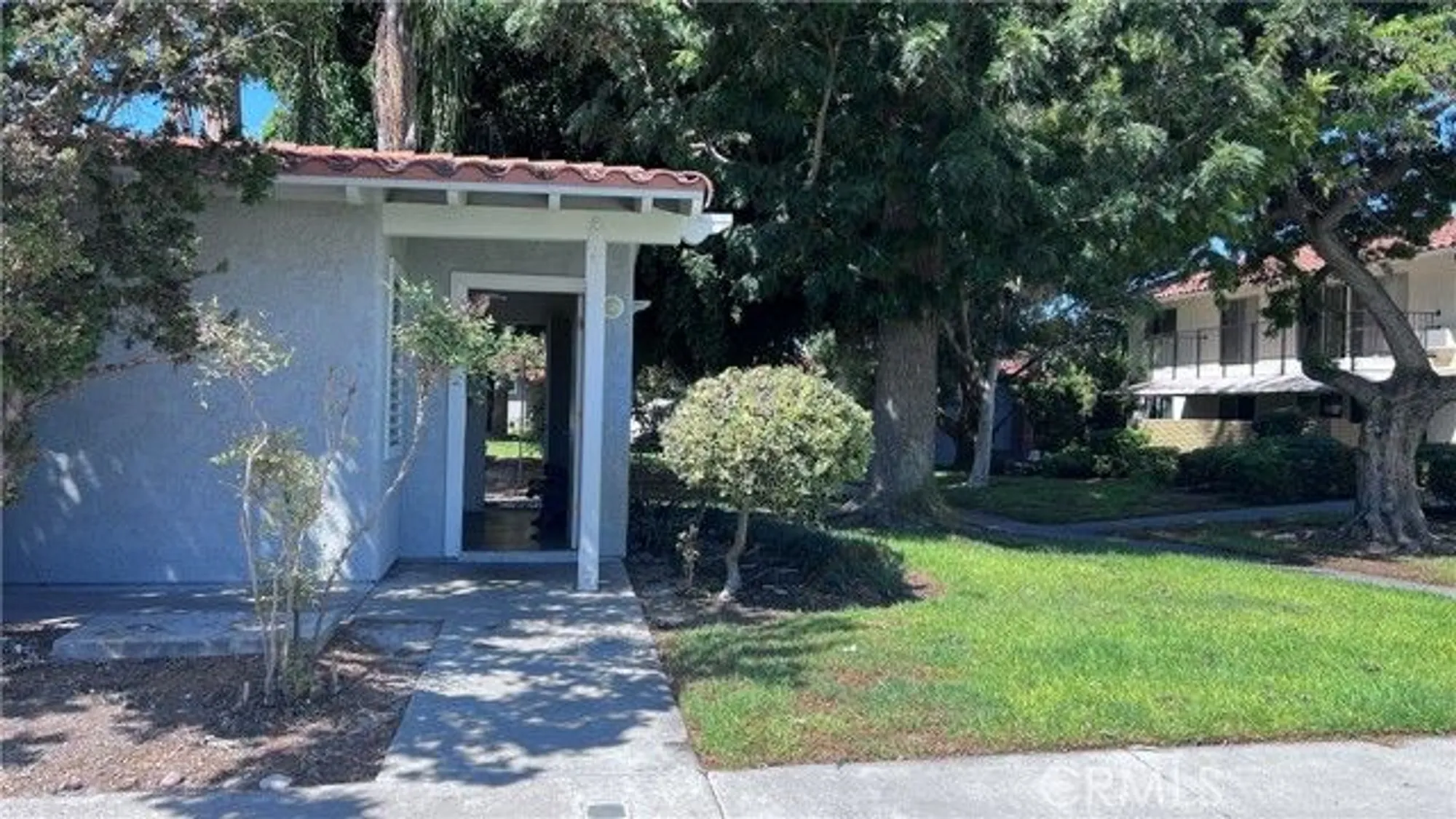 Property Slideshow image 4 of 25 | 2119 via puerta n, Laguna Woods, CA, 92637
