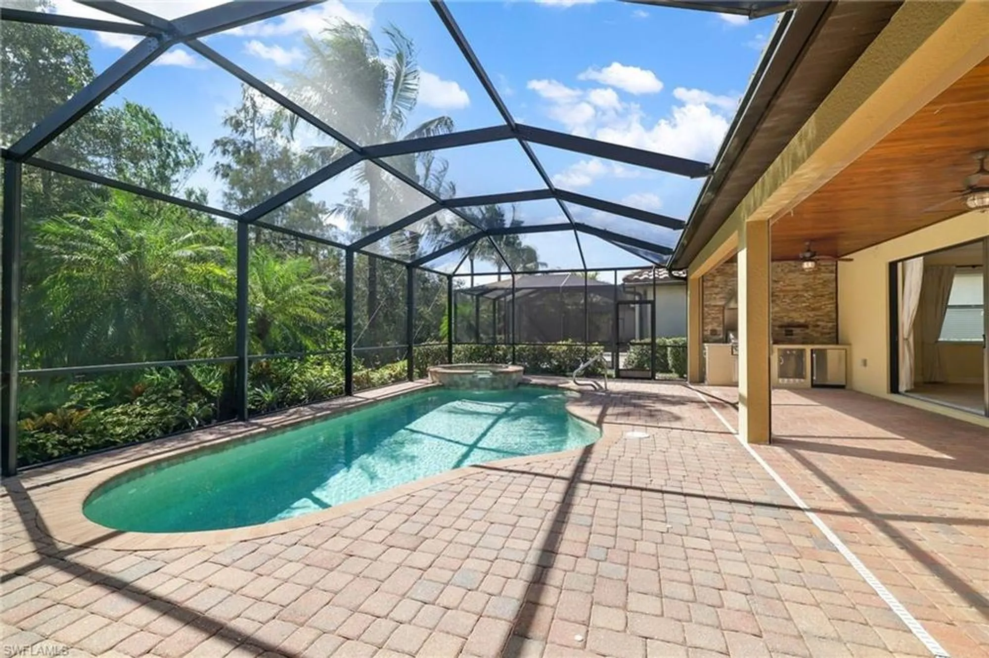 Property Slideshow image 33 of 47 | 28591 westmeath ct, Bonita Springs, FL, 34135