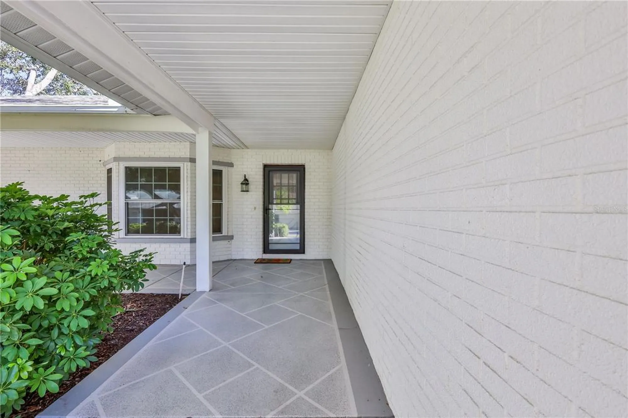 Property Slideshow image 7 of 71 | 2692 royal ridge dr, Spring Hill, FL, 34606