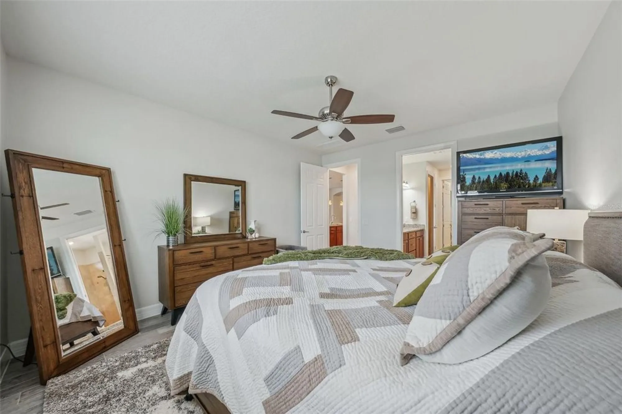 Property Slideshow image 24 of 98 | 19183 coastal shore ter, Land O Lakes, FL, 34638