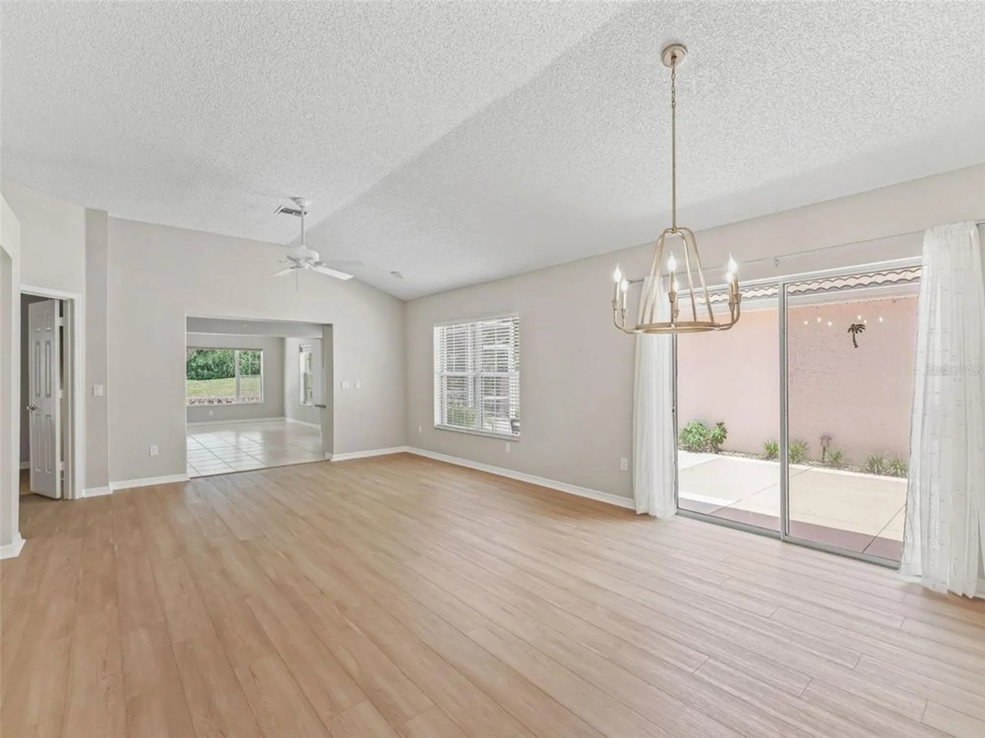 Property Slideshow image 5 of 31 | 1305 santa maria ave, The Villages, FL, 32159