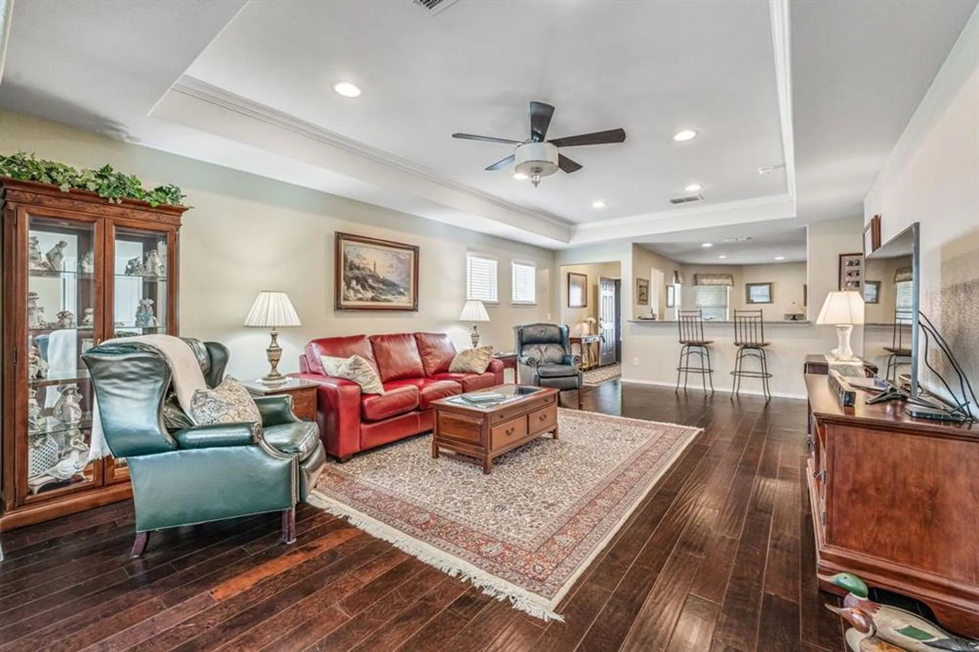 Property Slideshow image 11 of 33 | 3083 oyster bay dr, Frisco, TX, 75036