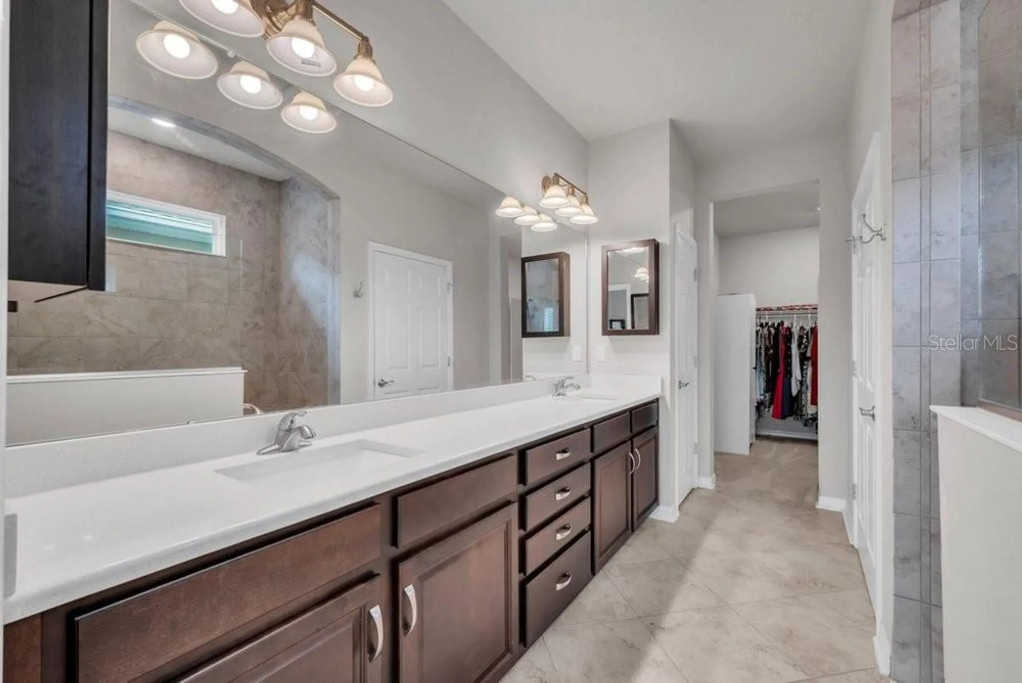 Property Slideshow image 20 of 34 | 13915 kingfisher glen dr, Lithia, FL, 33547
