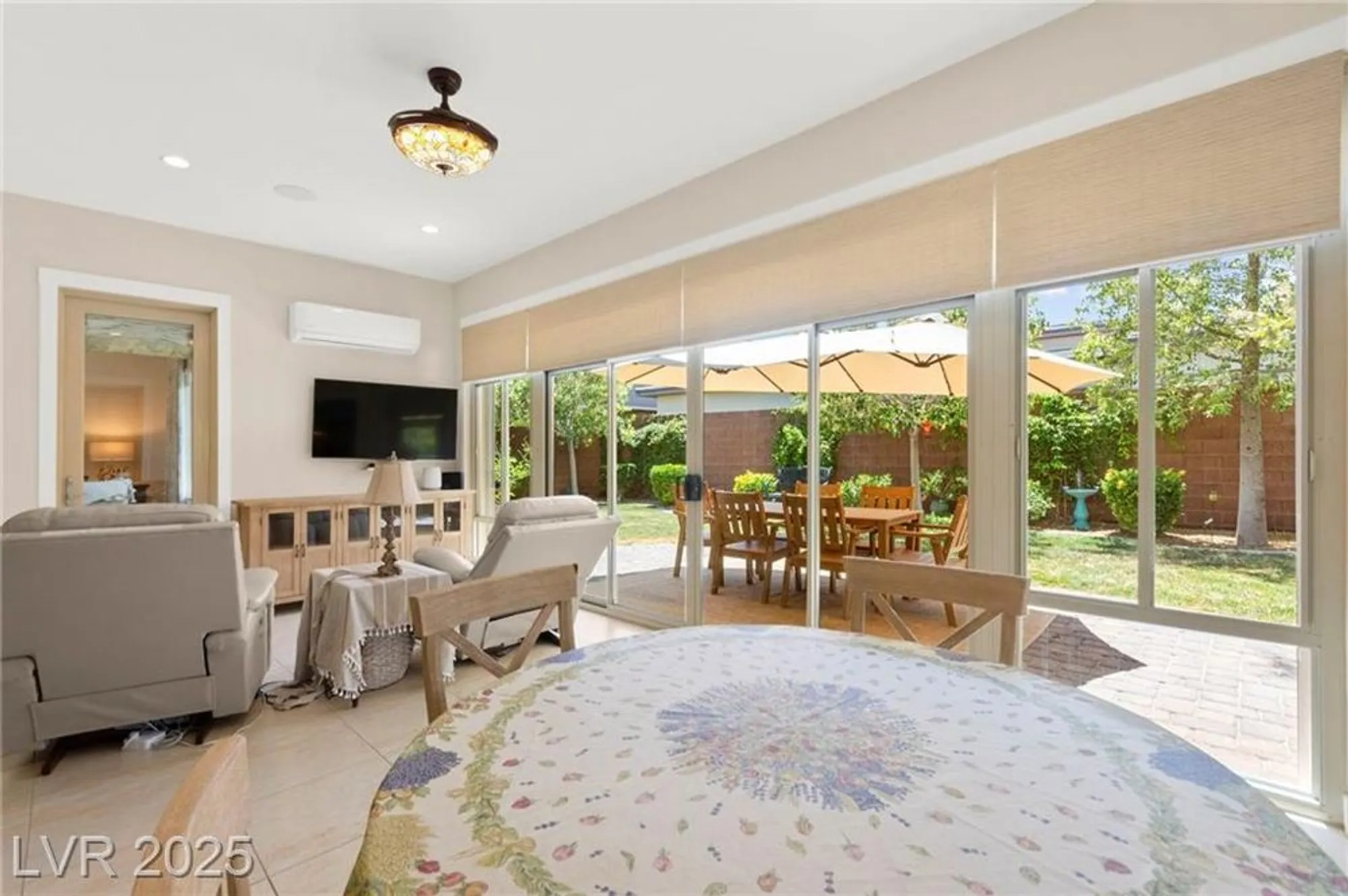 Property Slideshow image 9 of 55 | 6810 silver crescent st, Las Vegas, NV, 89148