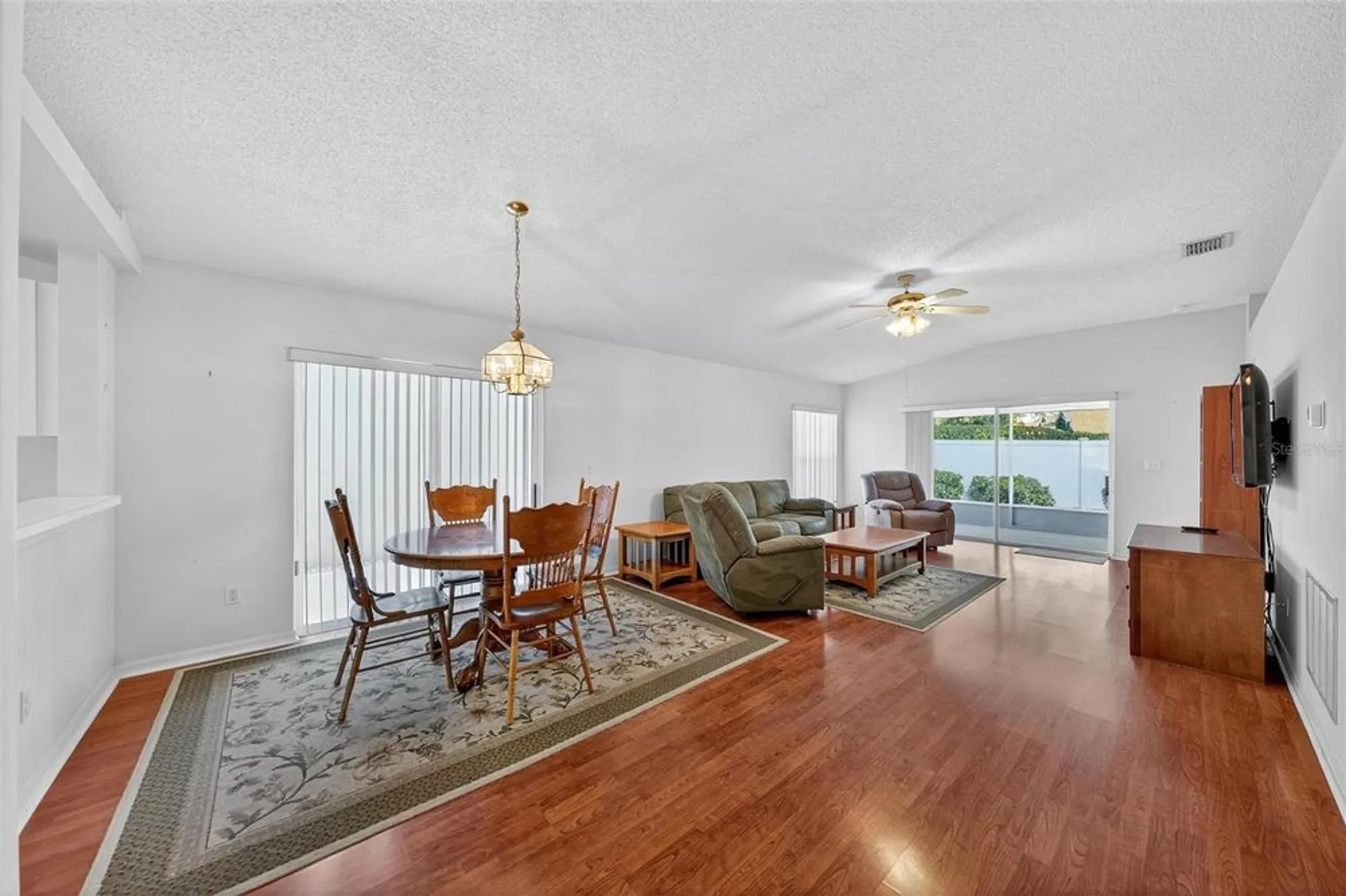 Property Slideshow image 16 of 63 | 4217 chamberlain way, Clermont, FL, 34711