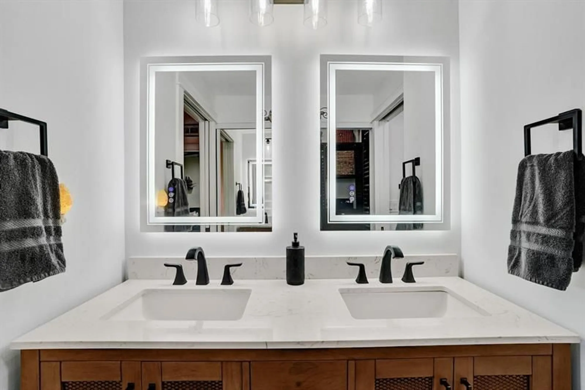 Property Slideshow image 34 of 57 | 7755 yardley dr 209, Tamarac, FL, 33321