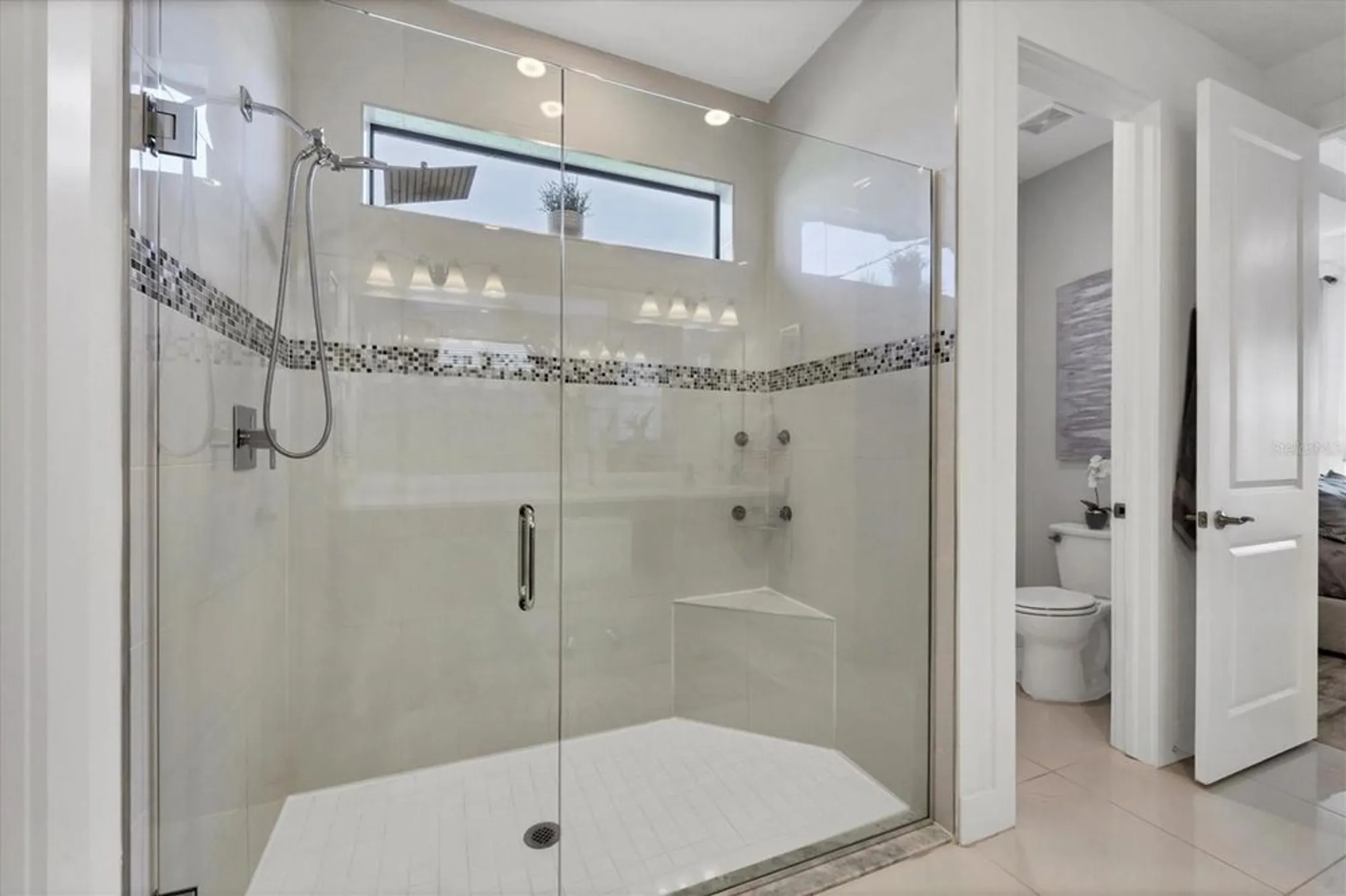 Property Slideshow image 21 of 60 | 4947 surfside cir, Bradenton, FL, 34211