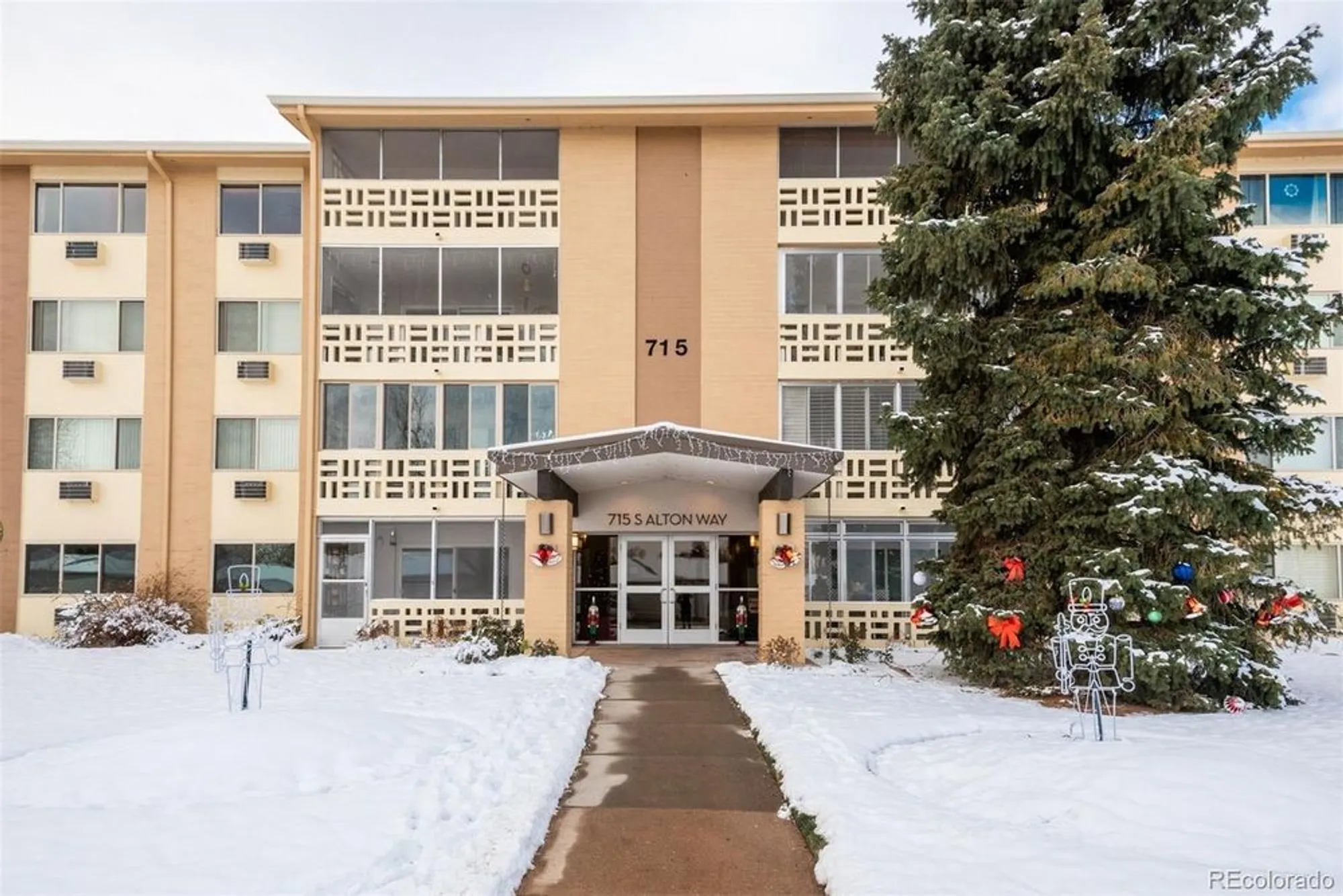 Property Slideshow image 19 of 19 | 715 s alton way unit 6a, Denver, CO, 80247