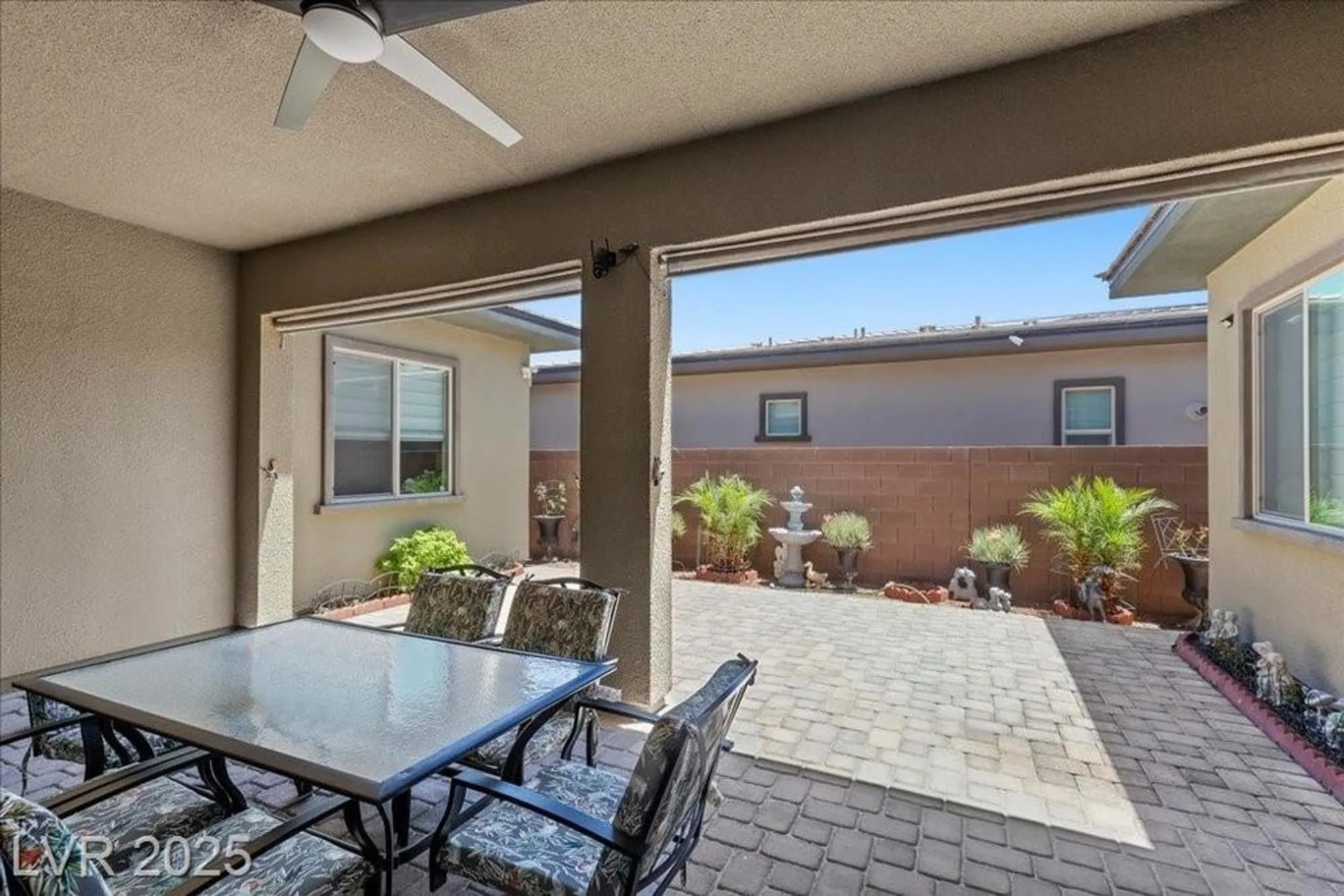 Property Slideshow image 30 of 77 | 6722 desert crimson st, Las Vegas, NV, 89148
