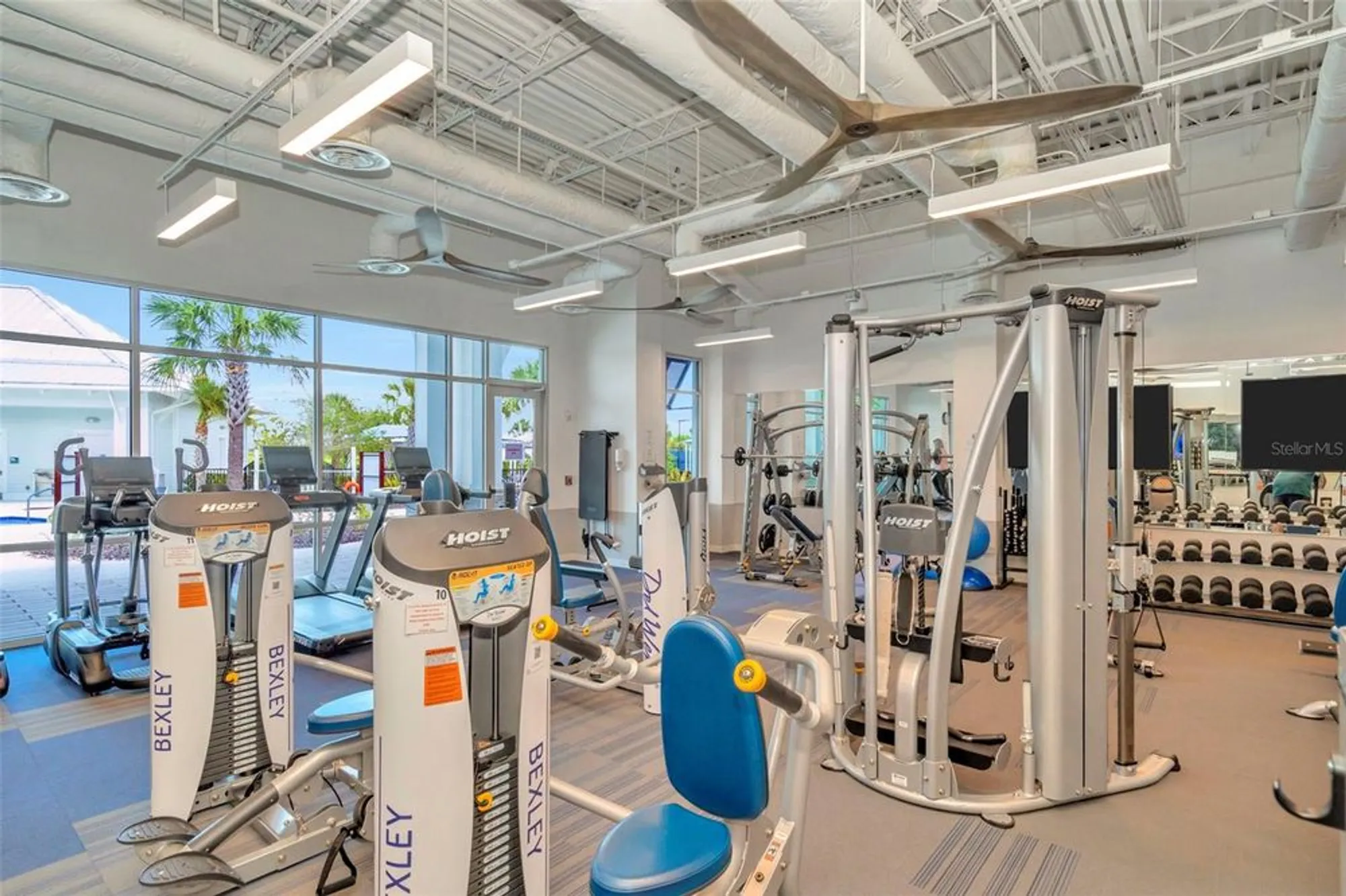 Property Slideshow image 65 of 70 | 19494 sea glass cir, Land O Lakes, FL, 34638