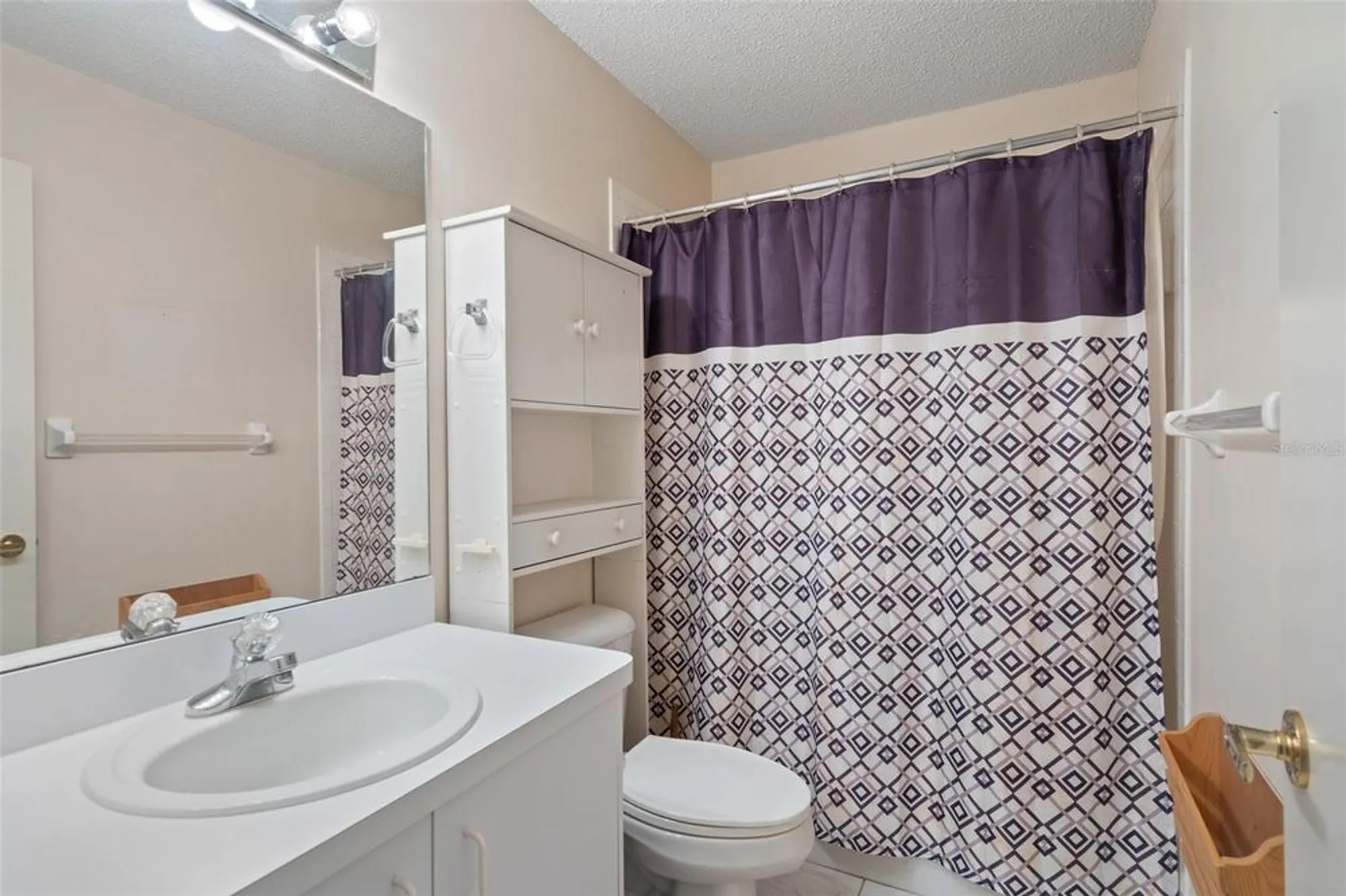 Property Slideshow image 17 of 36 | 2165 springmeadow dr, Spring Hill, FL, 34606