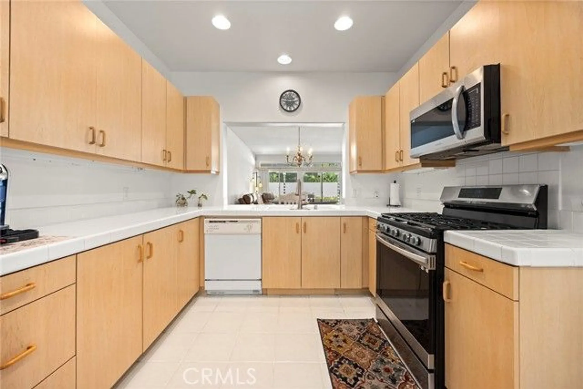 Property Slideshow image 17 of 33 | 21658 paseo maravia, Mission Viejo, CA, 92692