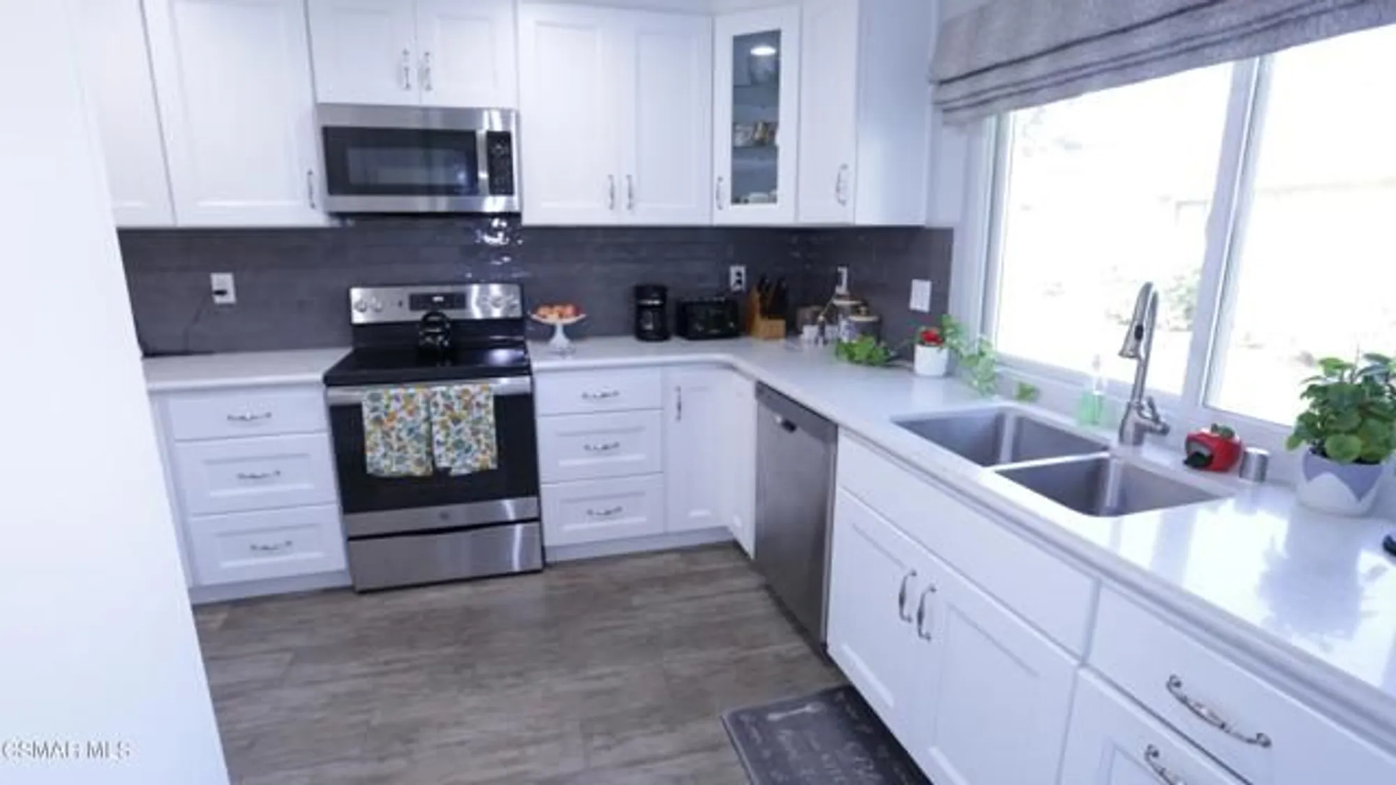 Property Slideshow image 4 of 35 | 35205 village 35, Camarillo, CA, 93012