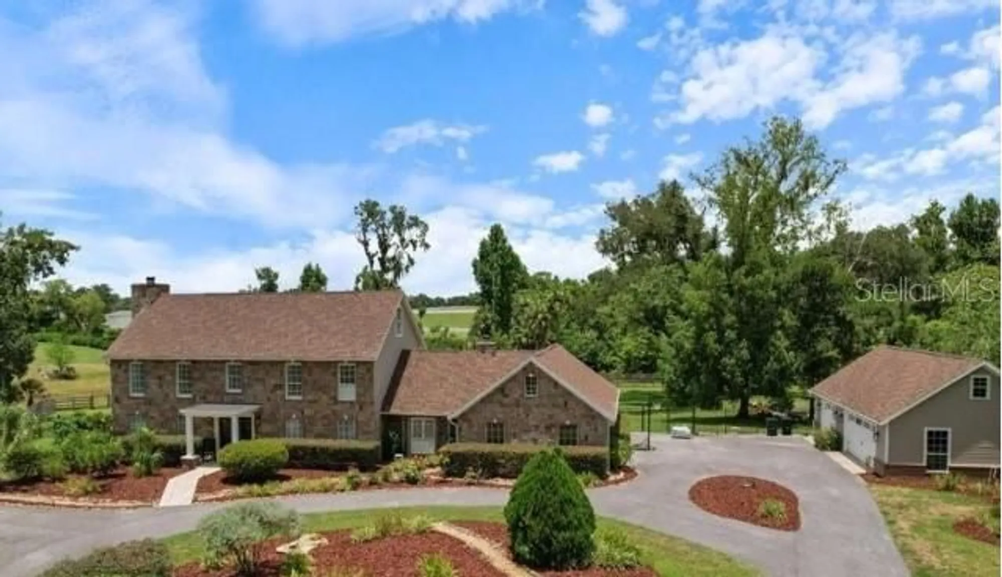 Property Slideshow image 1 of 40 | 2065 sw 37th street rd, Ocala, FL, 34471