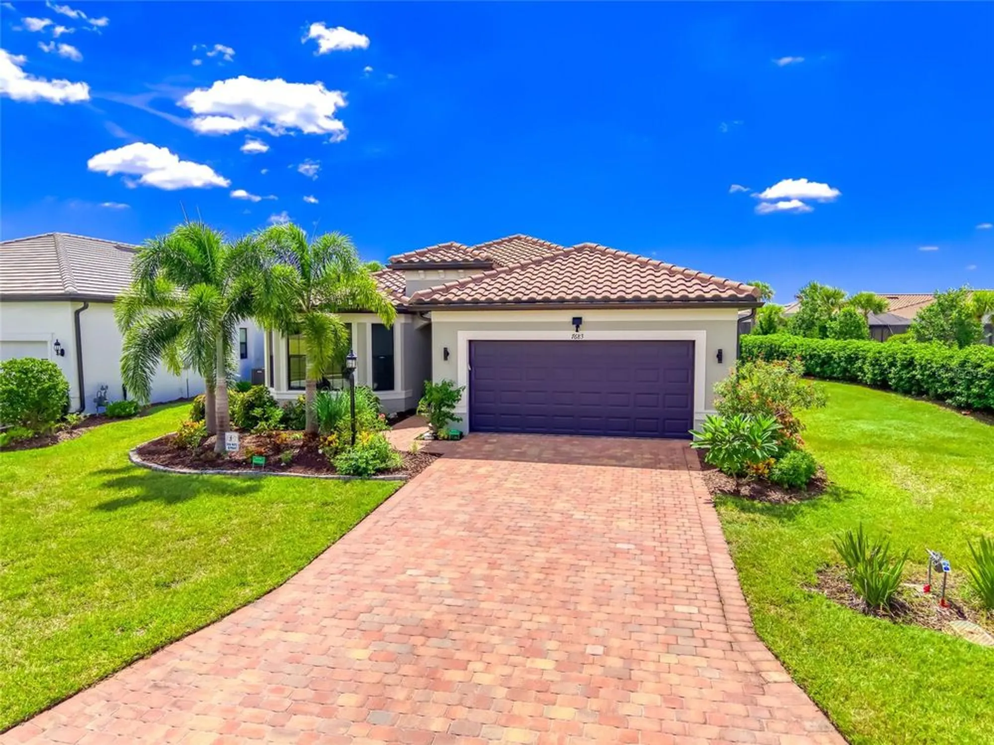 Property Slideshow image 6 of 84 | 7683 summerland cv, Lakewood Ranch, FL, 34202