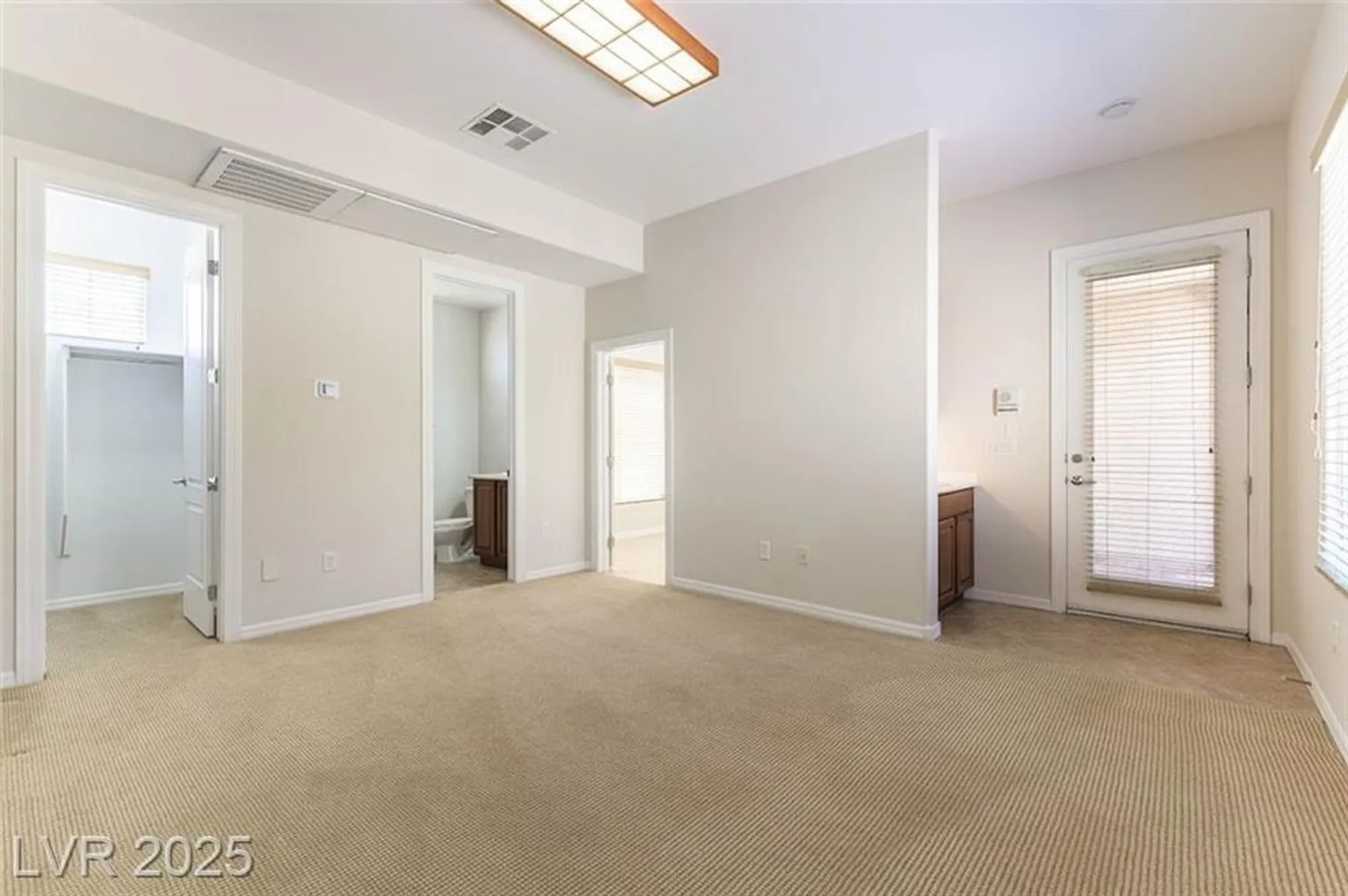 Property Slideshow image 22 of 40 | 2373 ozark plateau dr, Henderson, NV, 89044