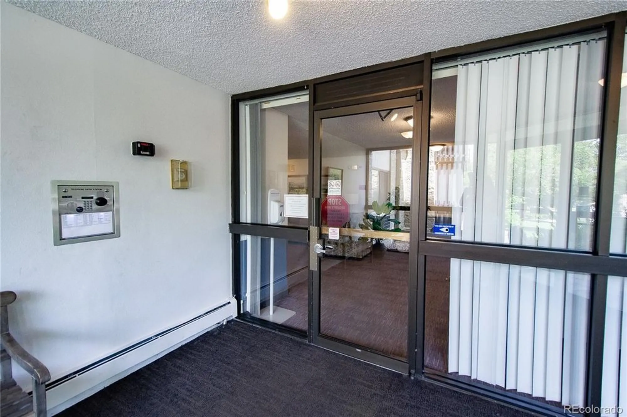 Property Slideshow image 4 of 37 | 14390 e marina dr 202, Aurora, CO, 80014