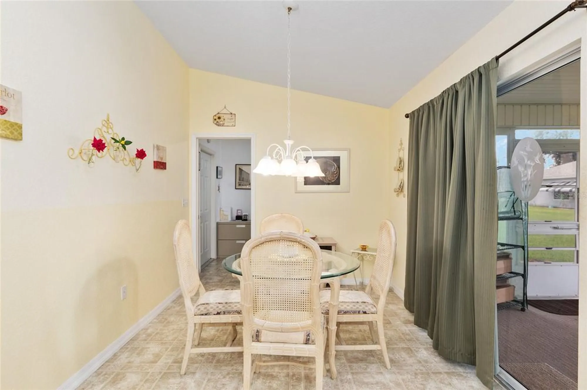 Property Slideshow image 20 of 69 | 11335 sw 138th ln, Dunnellon, FL, 34432
