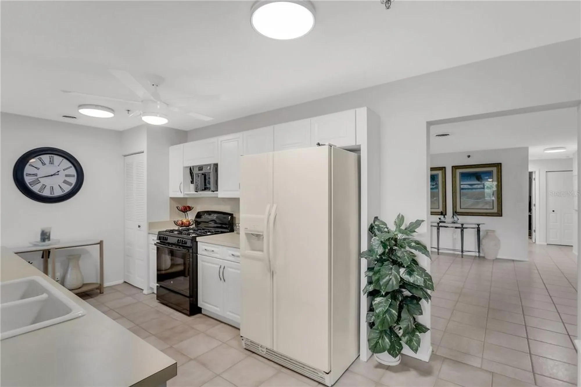 Property Slideshow image 22 of 77 | 8186 terrace garden dr n unit 101, St Petersburg, FL, 33709