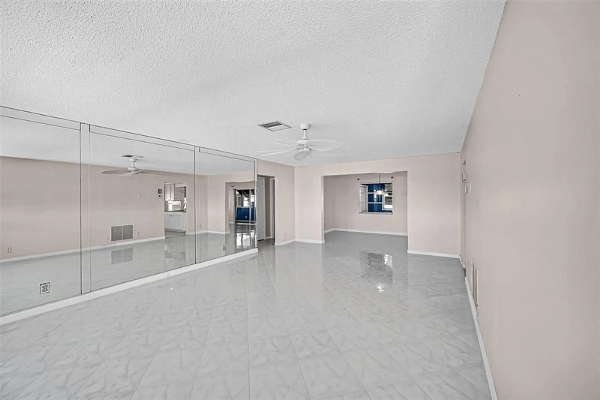 Property Slideshow image 4 of 35 | 1515 sw 21st st, Boynton Beach, FL, 33426