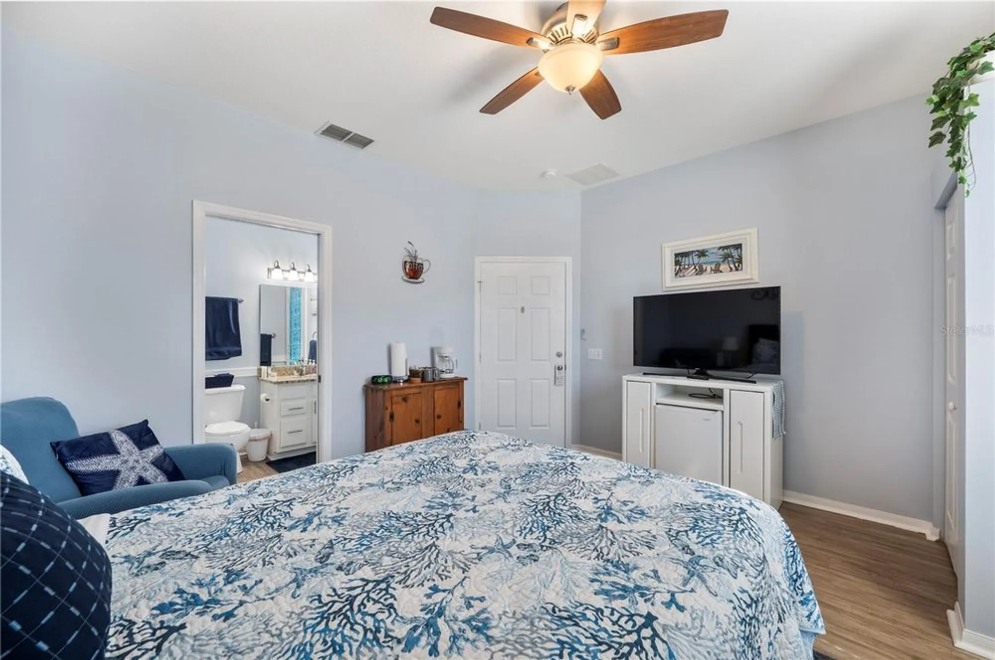 Property Slideshow image 29 of 41 | 4015 windchime ln, Lakeland, FL, 33811