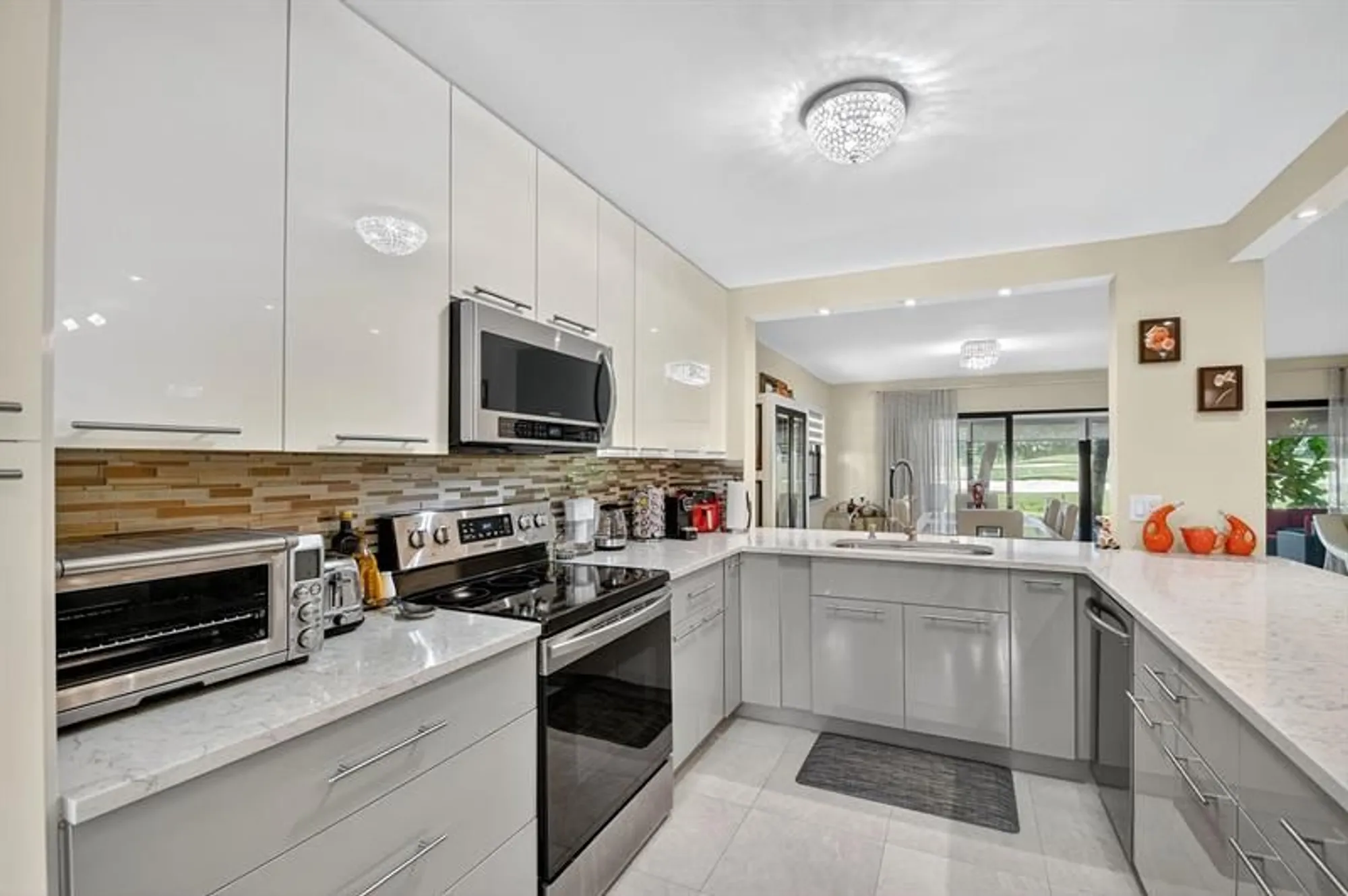 Property Slideshow image 12 of 100 | 6448 aspen glen cir -, Boynton Beach, FL, 33437