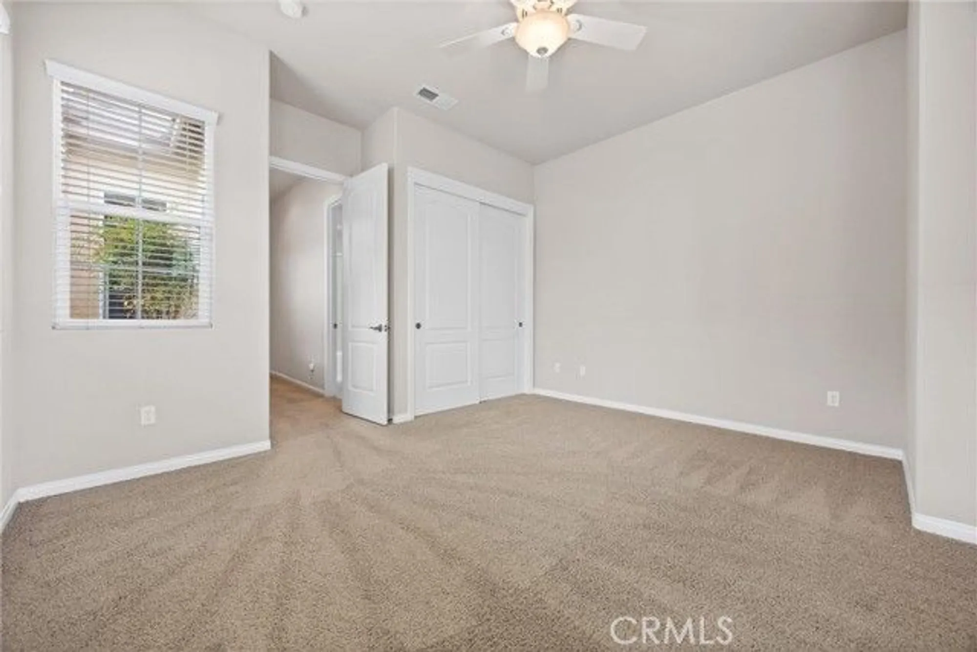 Property Slideshow image 27 of 53 | 307 coachman way, Bakersfield, CA, 93312