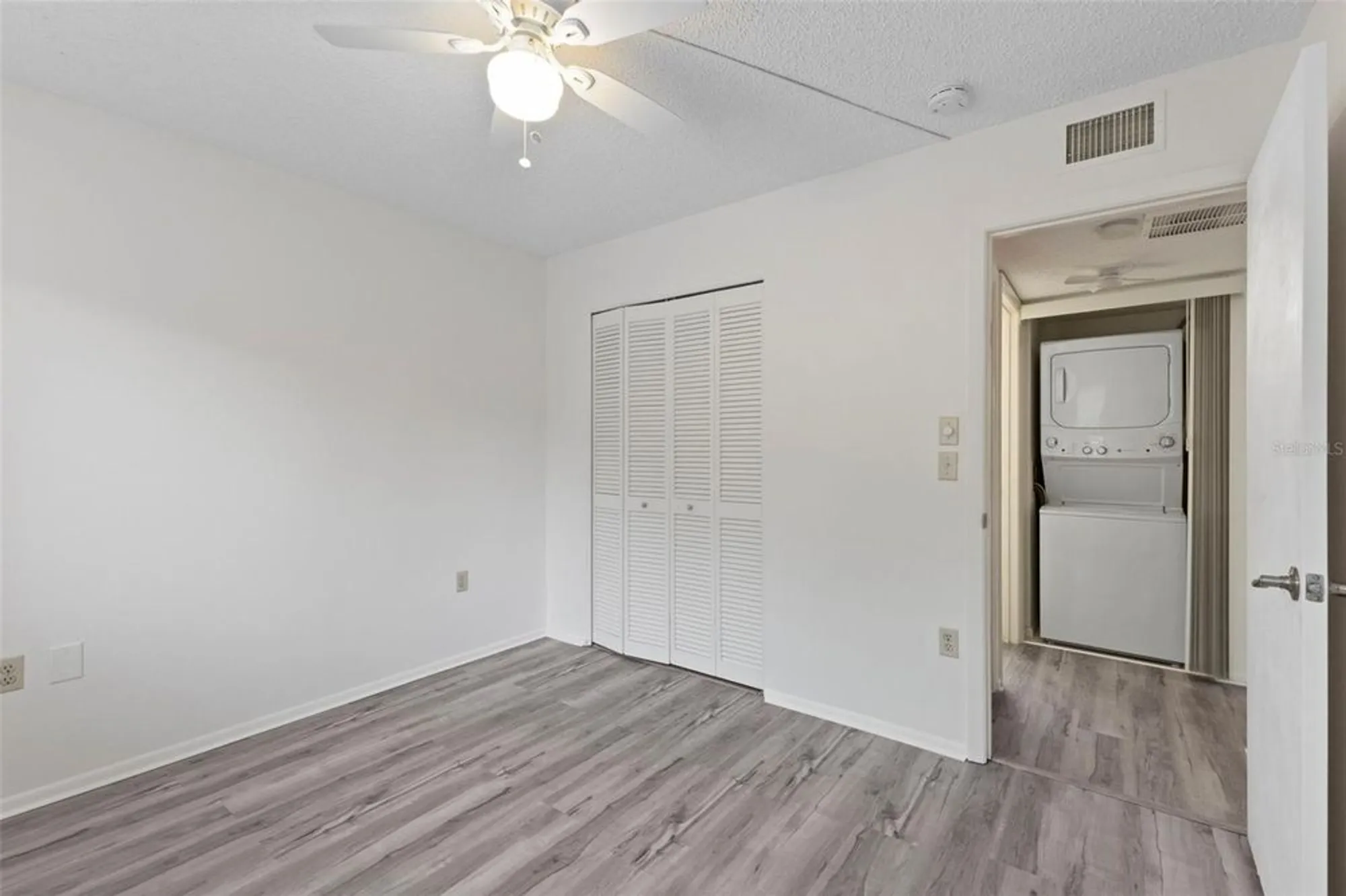 Property Slideshow image 11 of 40 | 7680 eagle creek dr # 7680, Sarasota, FL, 34243