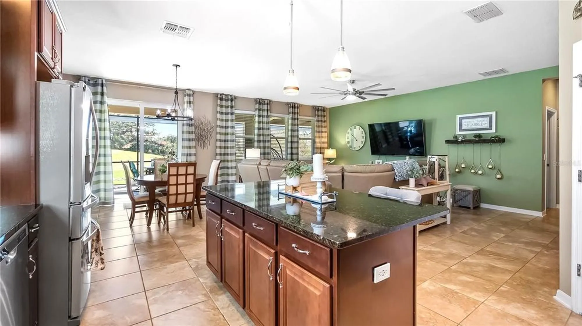 Property Slideshow image 4 of 47 | 26747 white plains way, Leesburg, FL, 34748