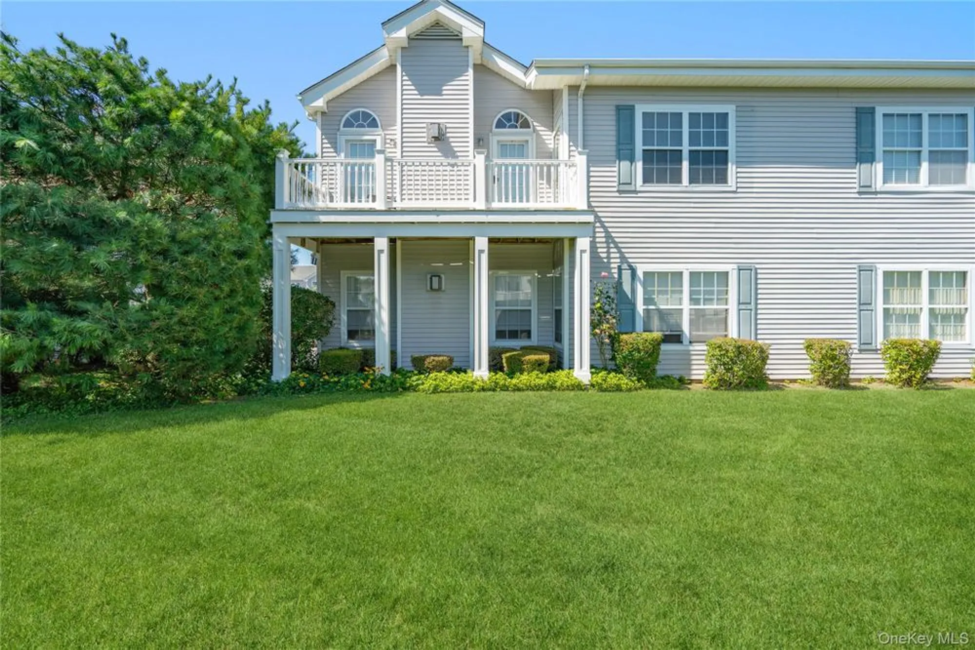Property Slideshow image 26 of 32 | 514 highland ct # a3, Moriches, NY, 11955