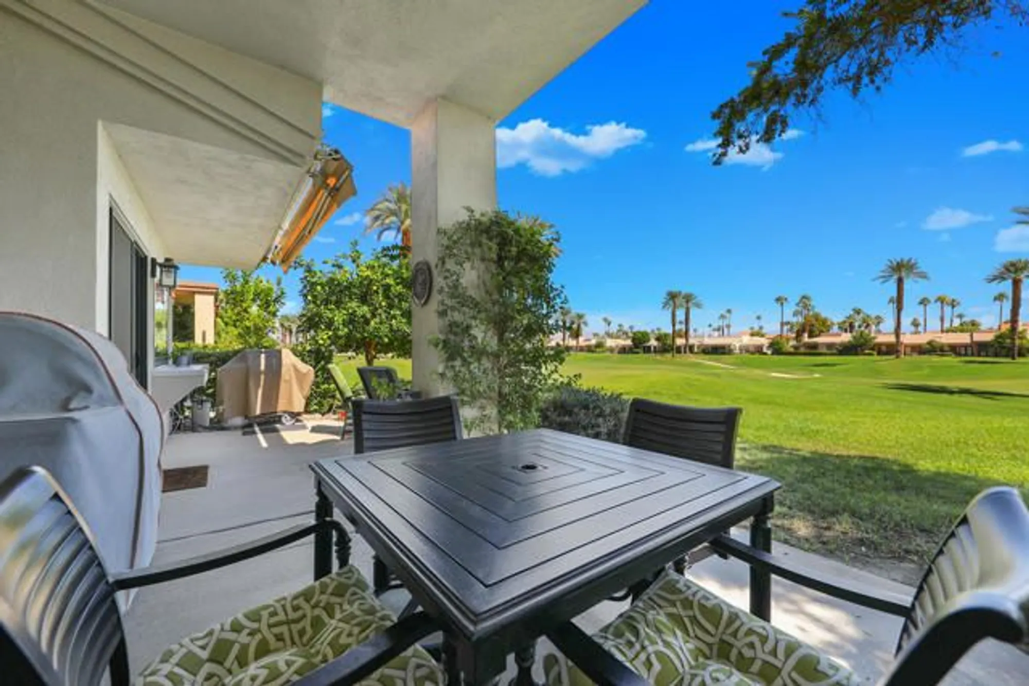 Property Slideshow image 31 of 53 | 55280 riviera, La Quinta, CA, 92253