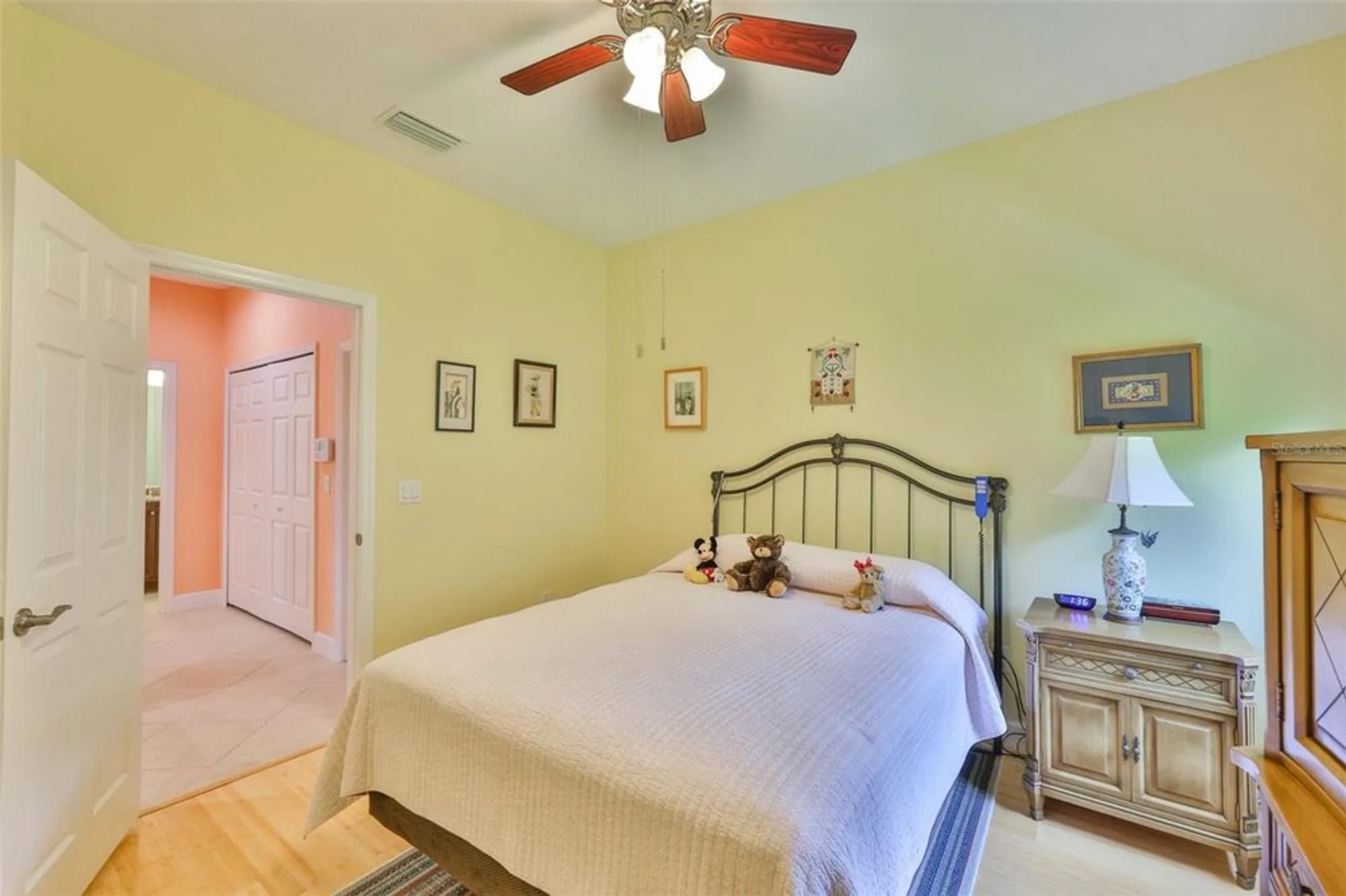 Property Slideshow image 20 of 45 | 2311 nottingham greens dr, Sun City Center, FL, 33573