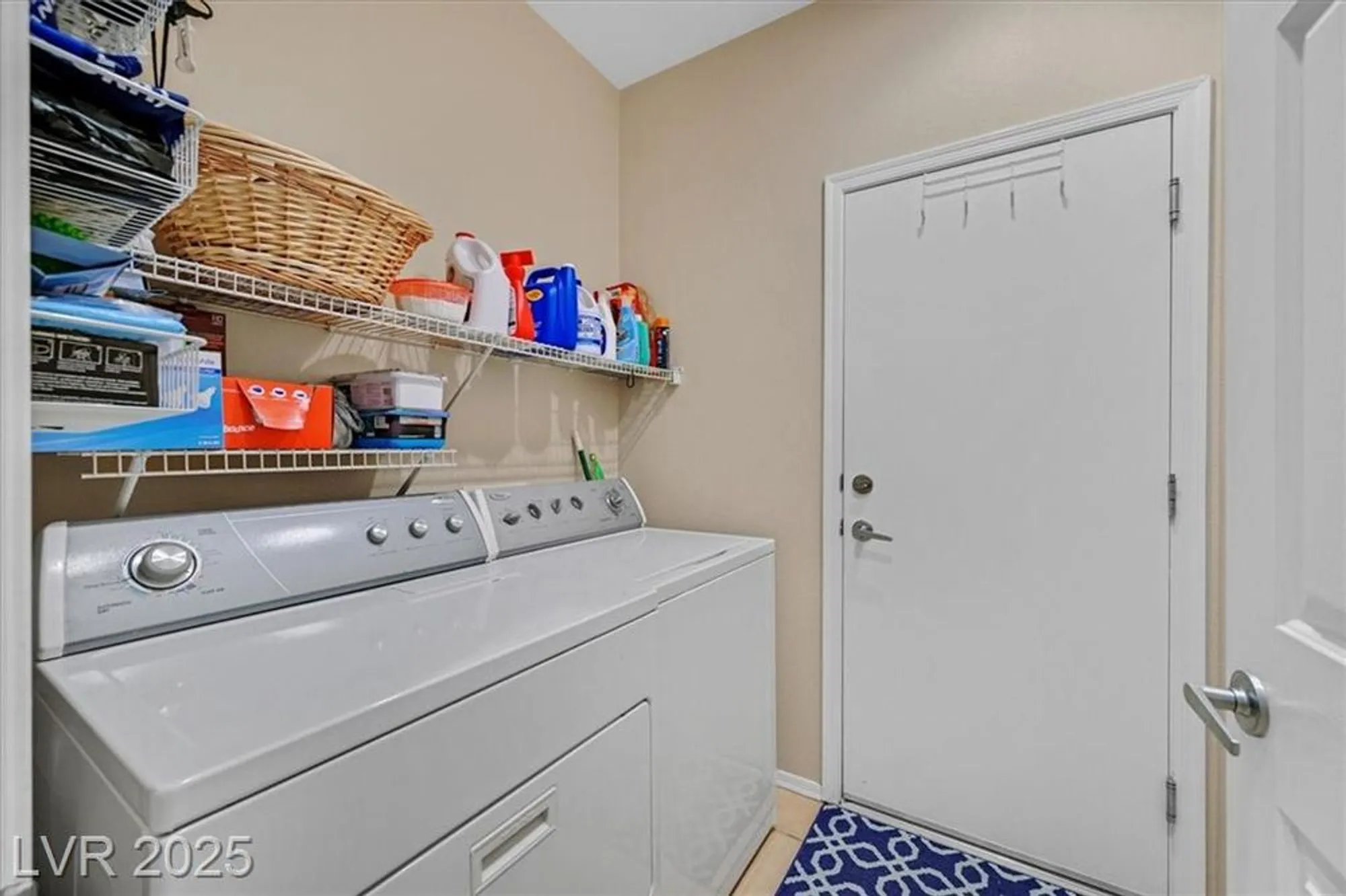 Property Slideshow image 23 of 40 | 2091 waterton rivers dr, Henderson, NV, 89044