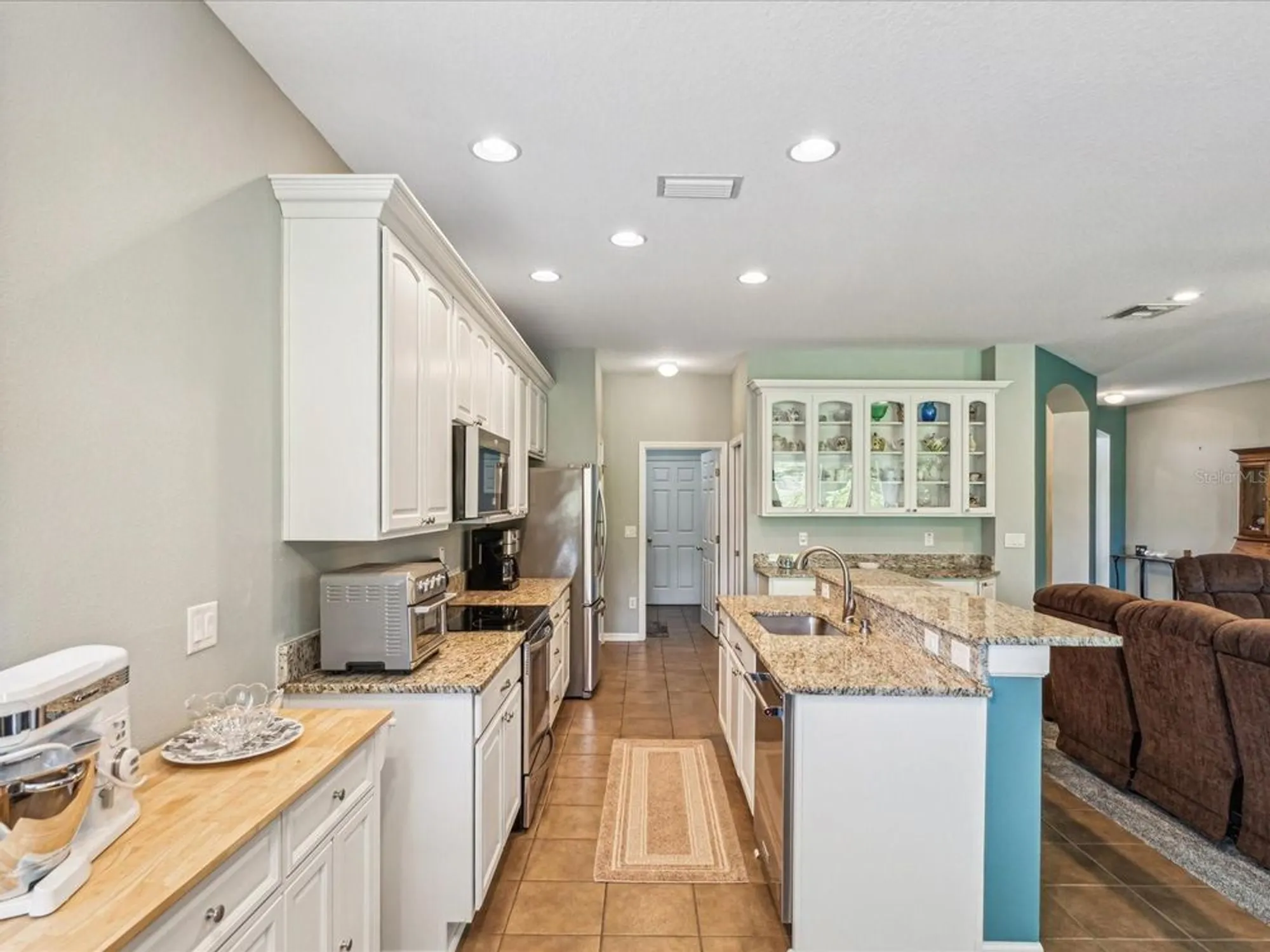 Property Slideshow image 12 of 63 | 11050 kiskadee cir, New Port Richey, FL, 34654