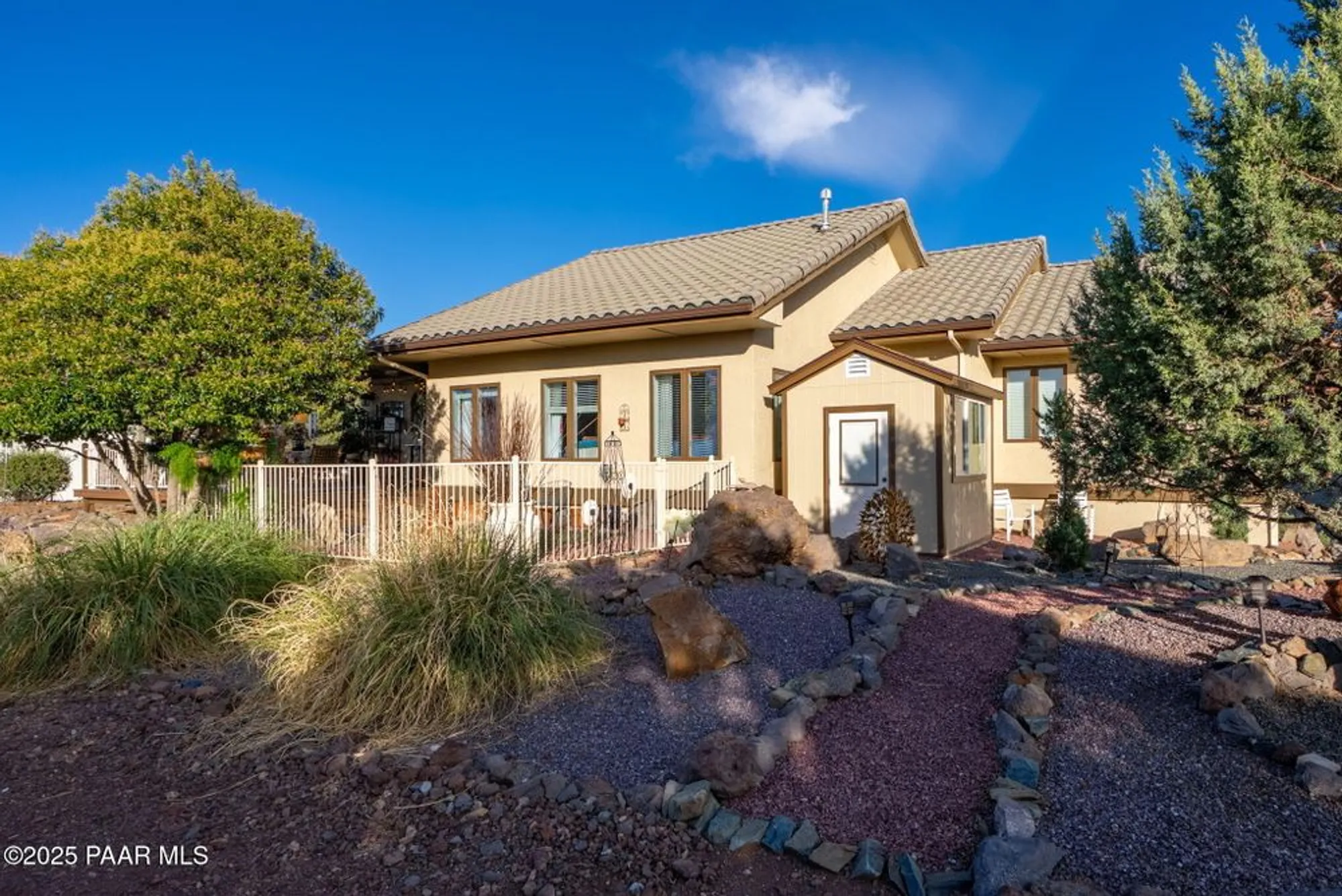 Property Slideshow image 32 of 77 | 878 tom mix trl, Prescott, AZ, 86301