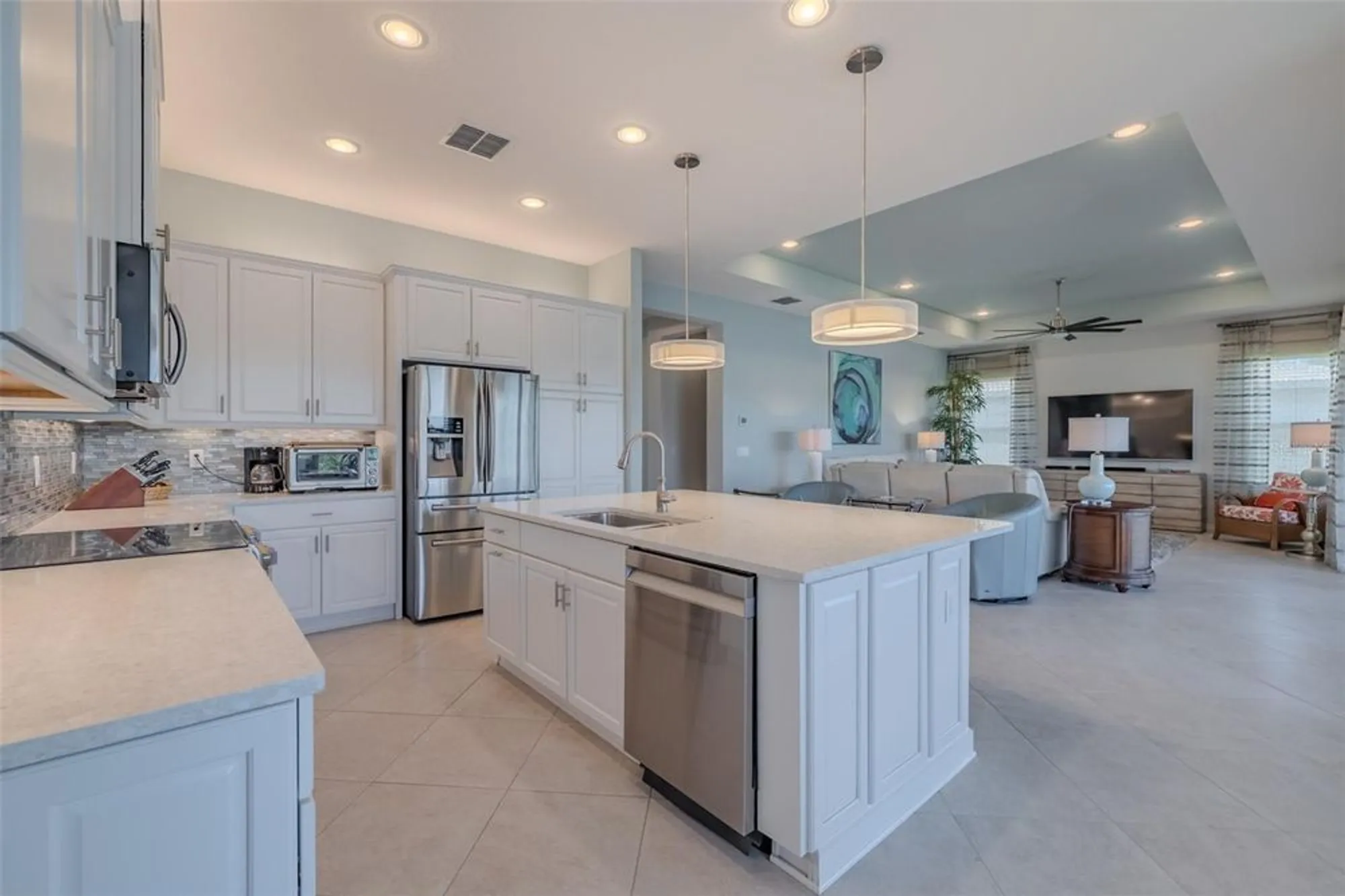 Property Slideshow image 27 of 87 | 4938 grand banks dr, Wimauma, FL, 33598