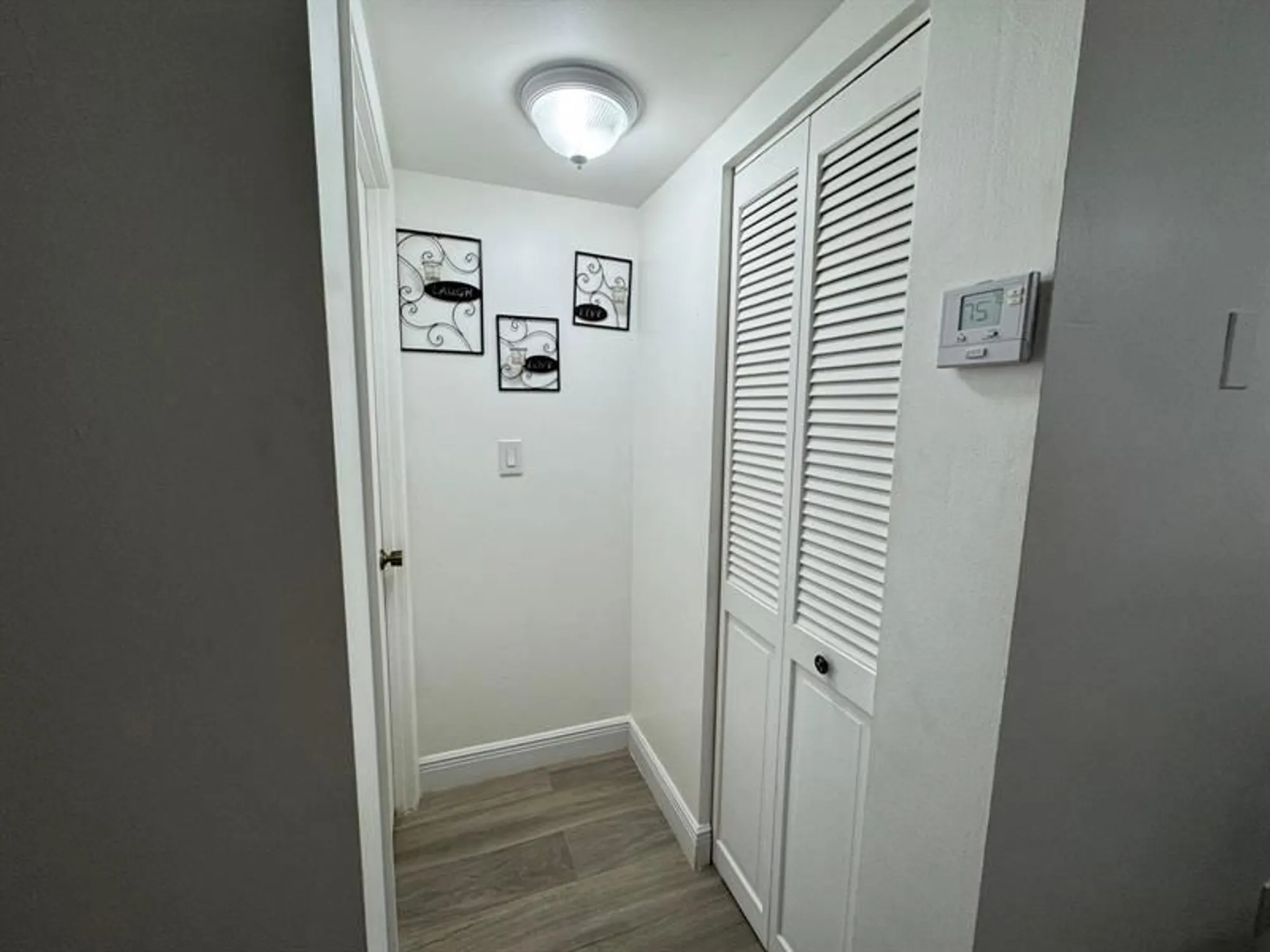 Property Slideshow image 24 of 40 | 6701 n university dr apt 216, Tamarac, FL, 33321