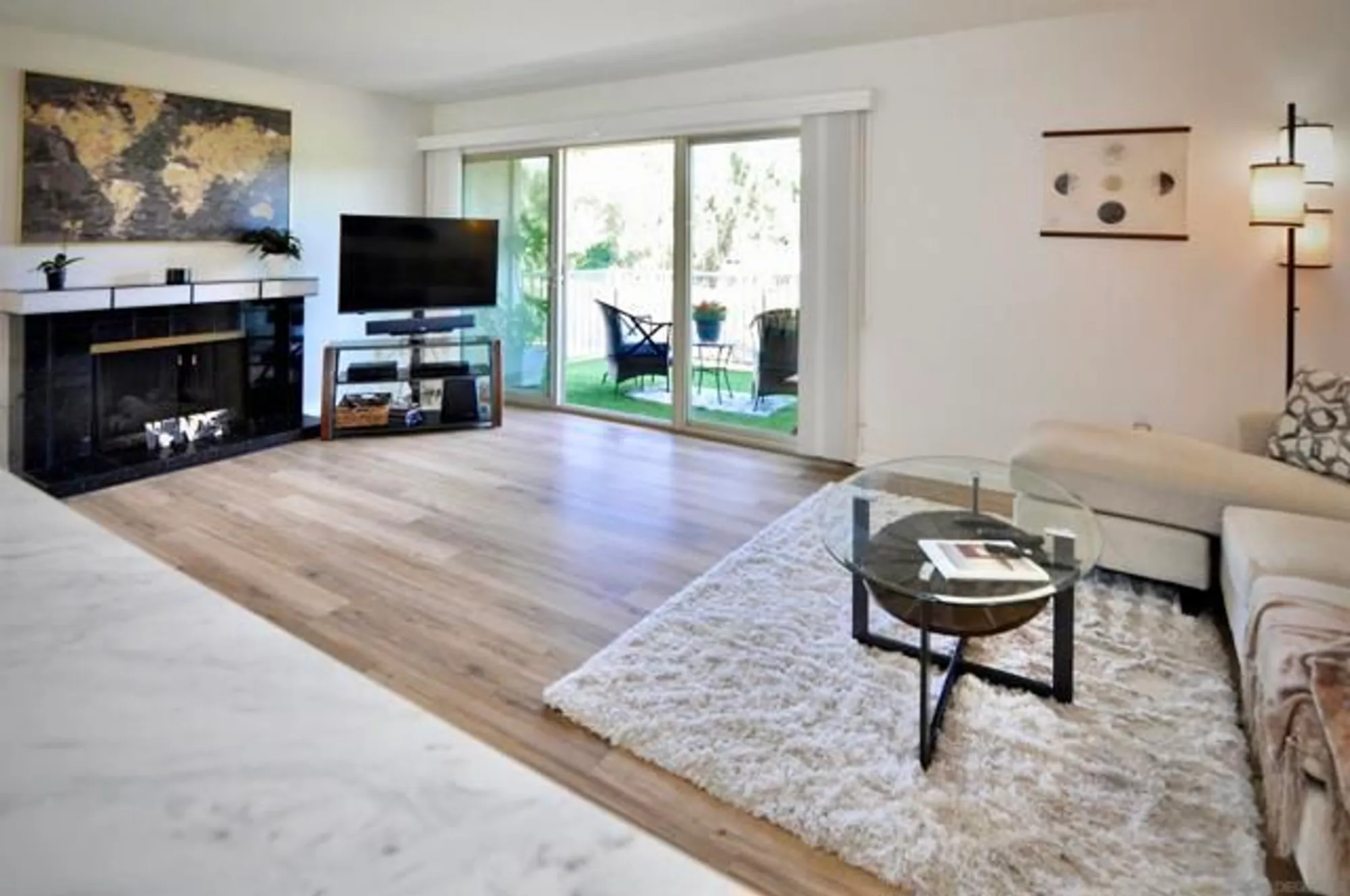 Property Slideshow image 9 of 24 | 17473 plaza abierto 30, San Diego, CA, 92128