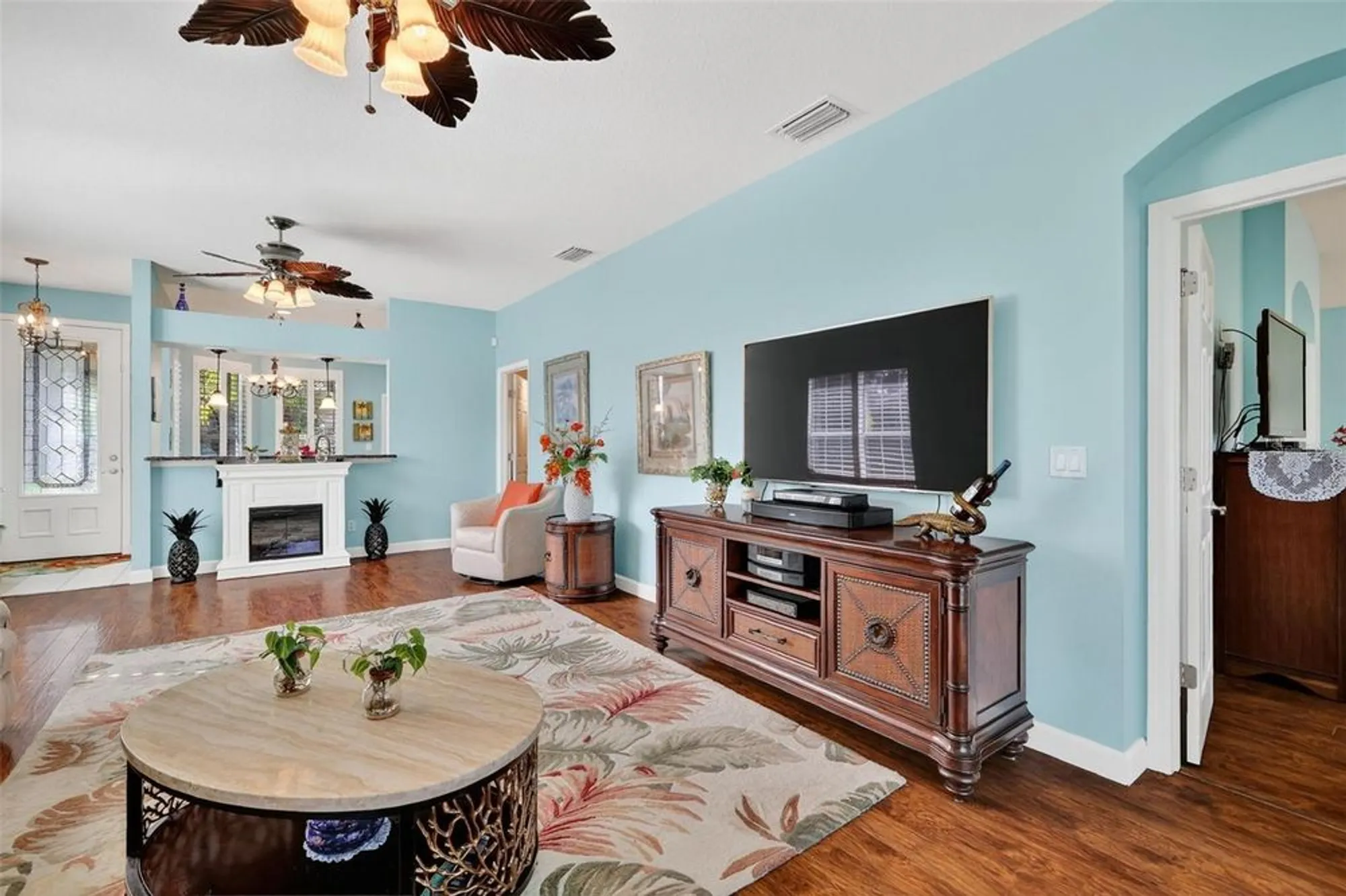 Property Slideshow image 10 of 30 | 2331 wakefield way, Mount Dora, FL, 32757