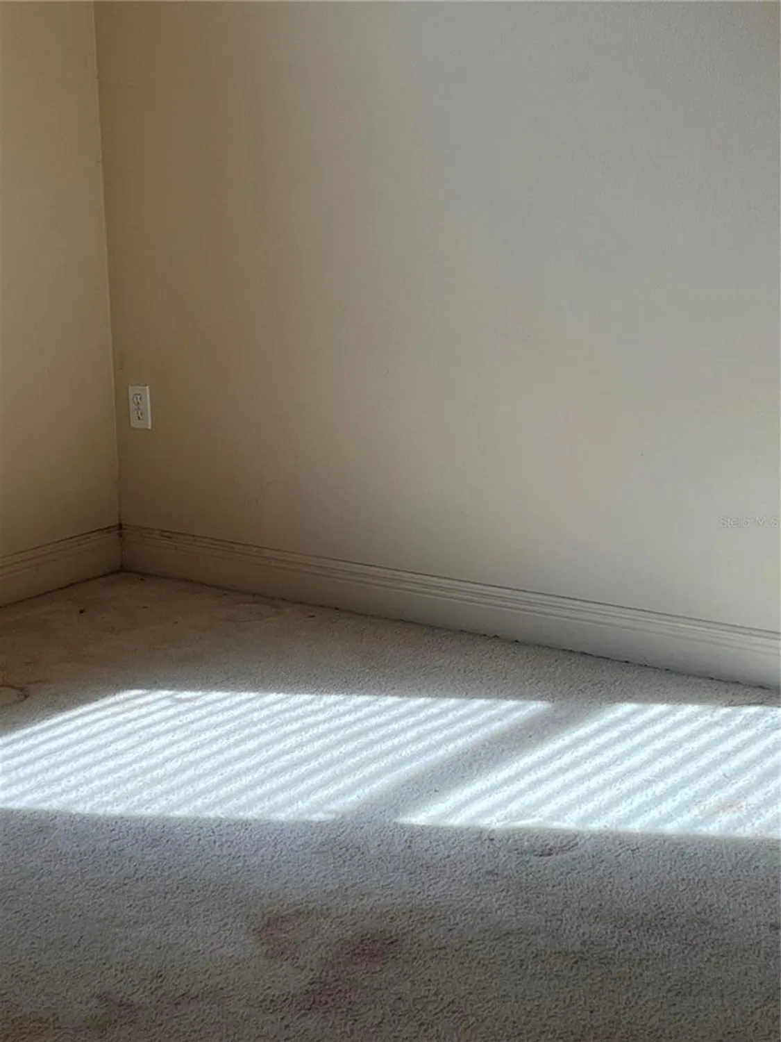 Property Slideshow image 9 of 25 | 223 monterey st, Kissimmee, FL, 34759