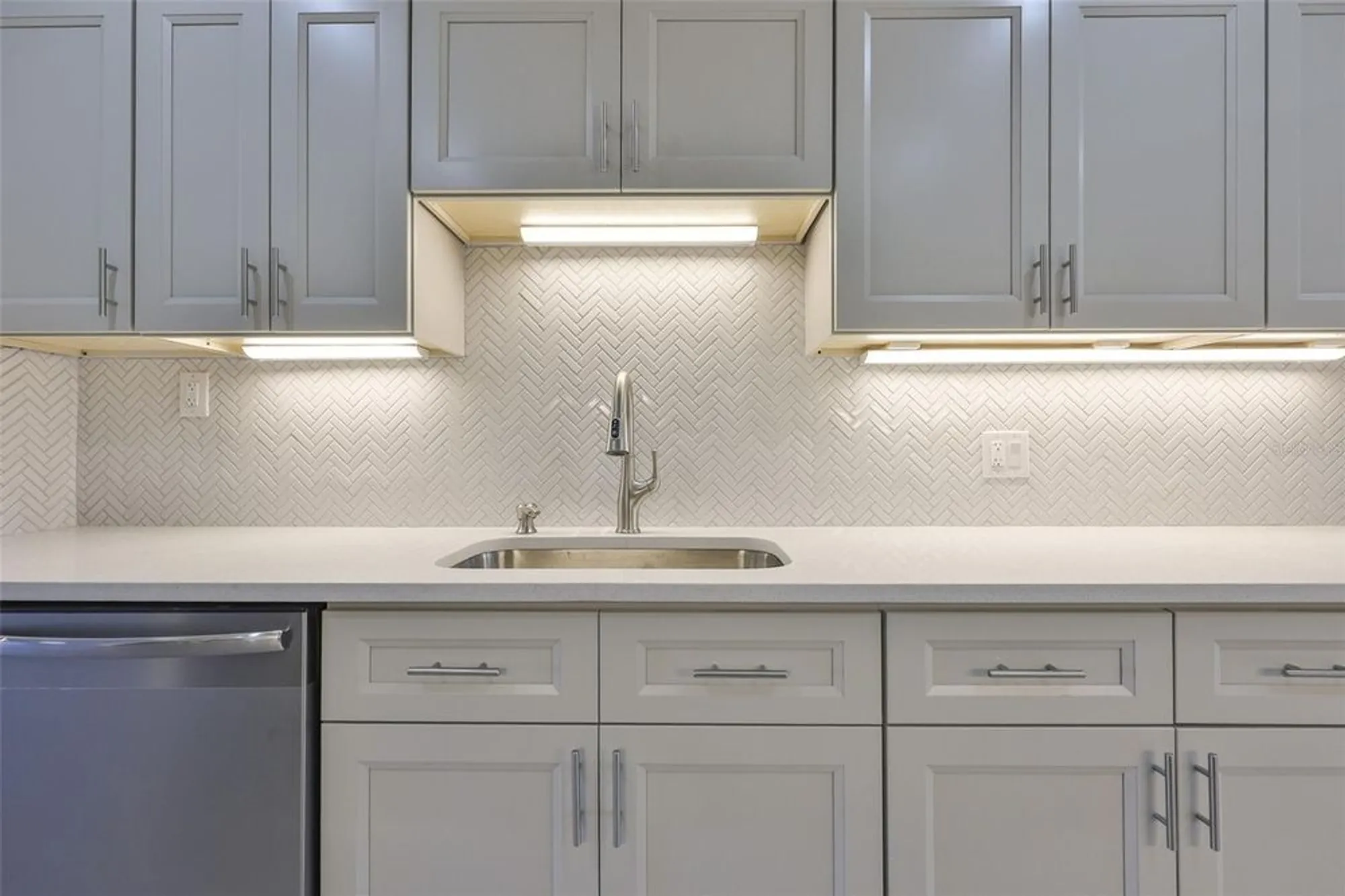 Property Slideshow image 4 of 25 | 439 boca ciega point blvd n, St Petersburg, FL, 33708