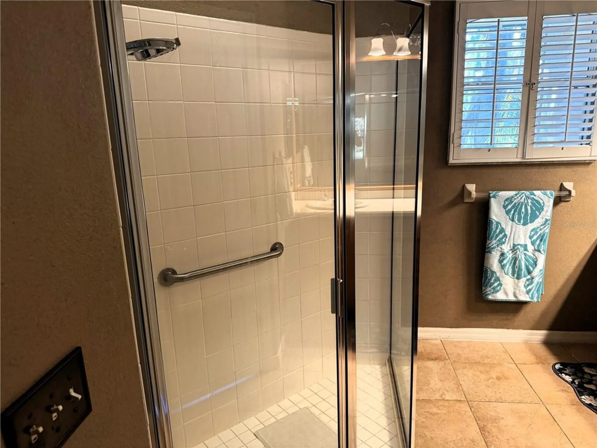 Property Slideshow image 45 of 68 | 100 vizcaya ct, Poinciana, FL, 34759