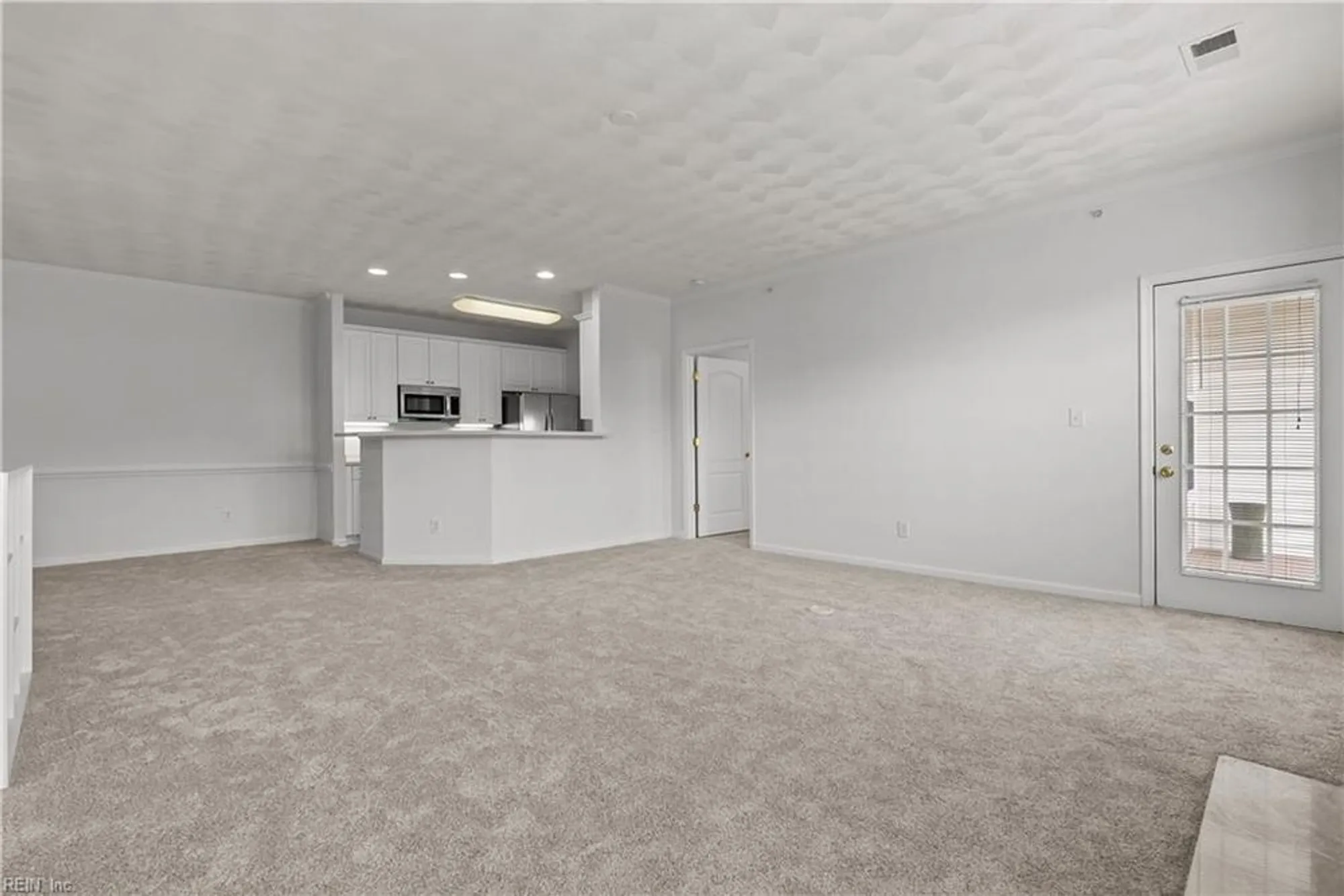 Property Slideshow image 4 of 41 | 3532 winding trail cir, Virginia Beach, VA, 23456