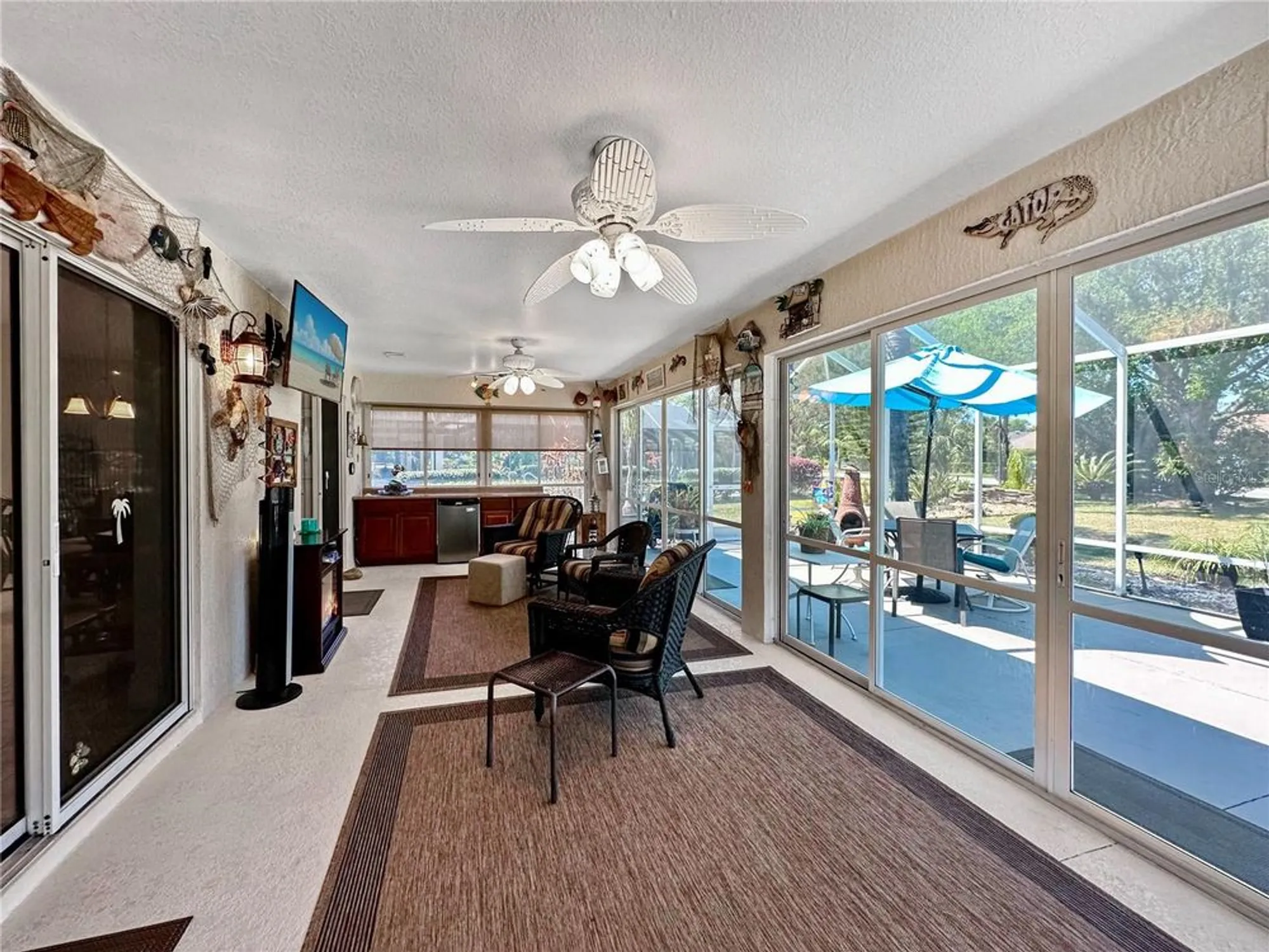 Property Slideshow image 30 of 42 | 867 castleberry cir, The Villages, FL, 32162