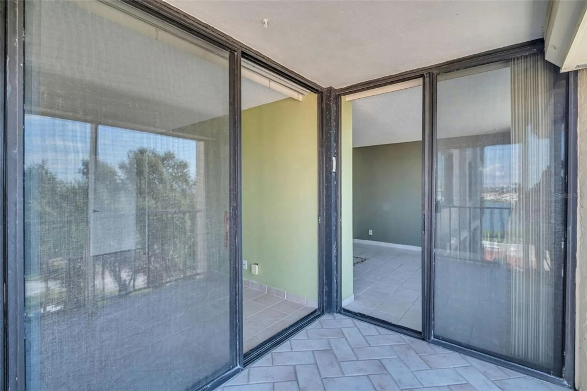 Property Slideshow image 22 of 49 | 6158 palma del mar blvd s apt 505, St Petersburg, FL, 33715